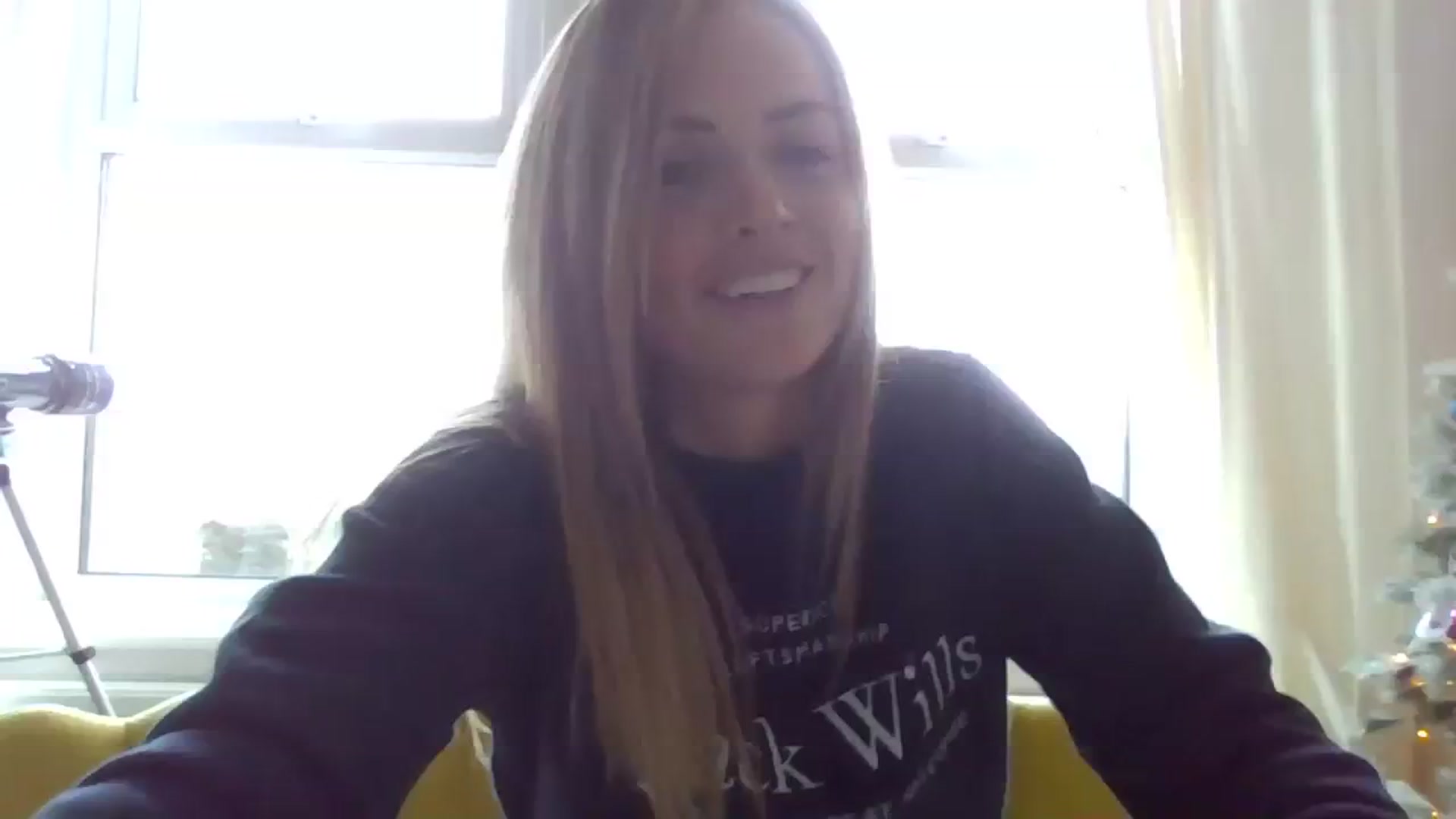 Gallery image thumbnail from Courtney's myfreecams stream on, 11/22/2023, 12:36 image 7 of 20