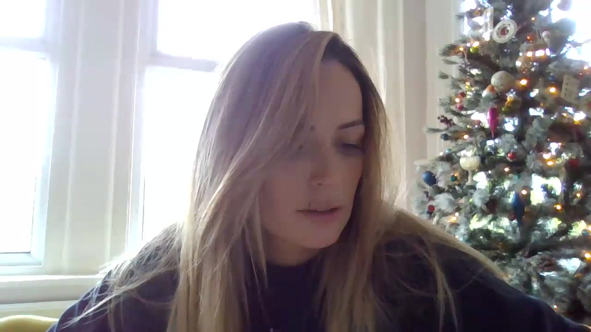 Gallery image thumbnail from Courtney's myfreecams stream on, 11/22/2023, 12:36 image 8 of 20