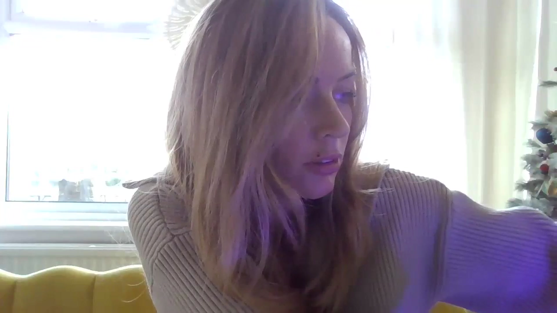Gallery image thumbnail from Courtney's myfreecams stream on, 11/27/2023, 11:05 image 13 of 20