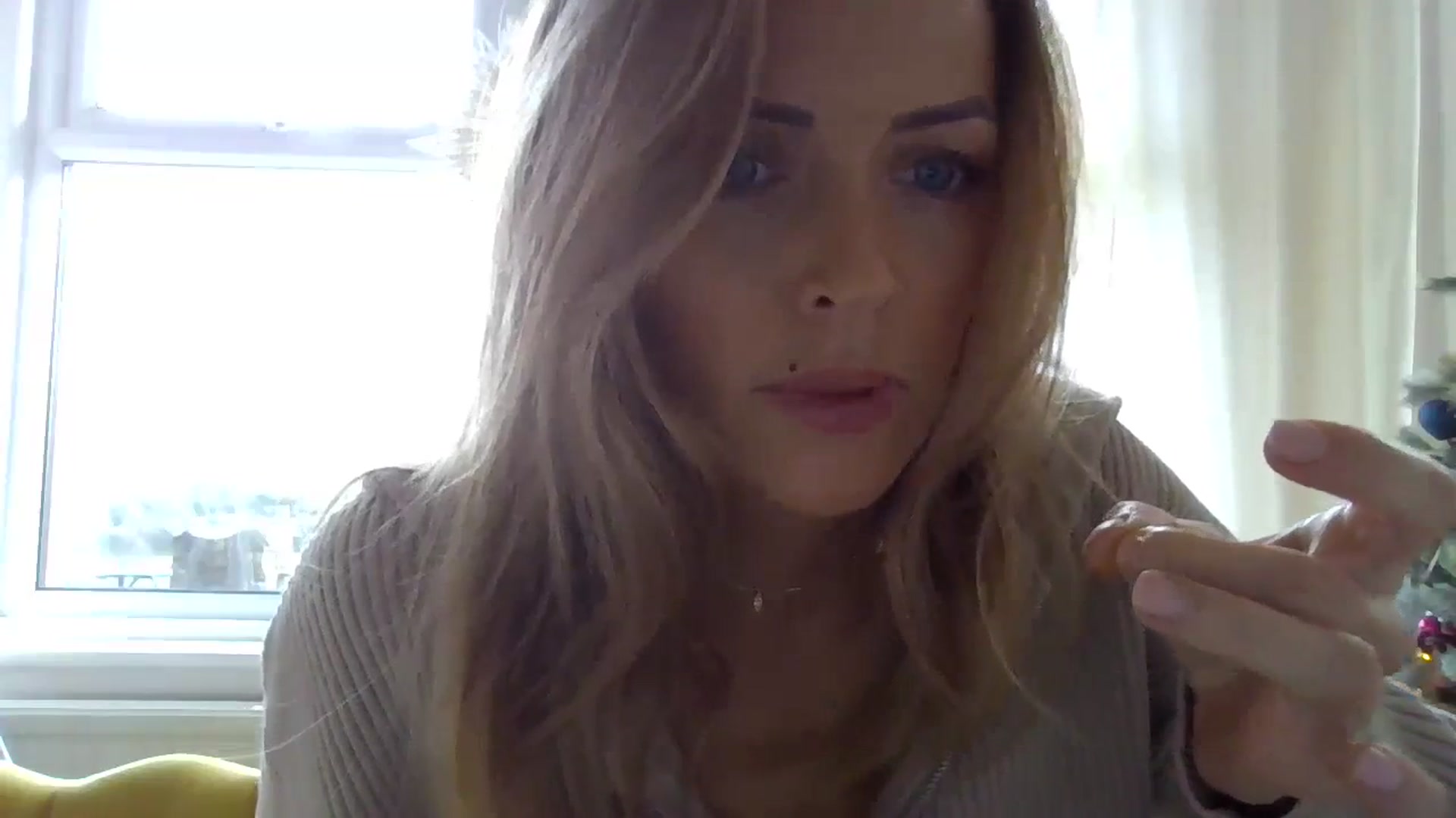 Gallery image thumbnail from Courtney's myfreecams stream on, 11/27/2023, 11:05 image 7 of 20