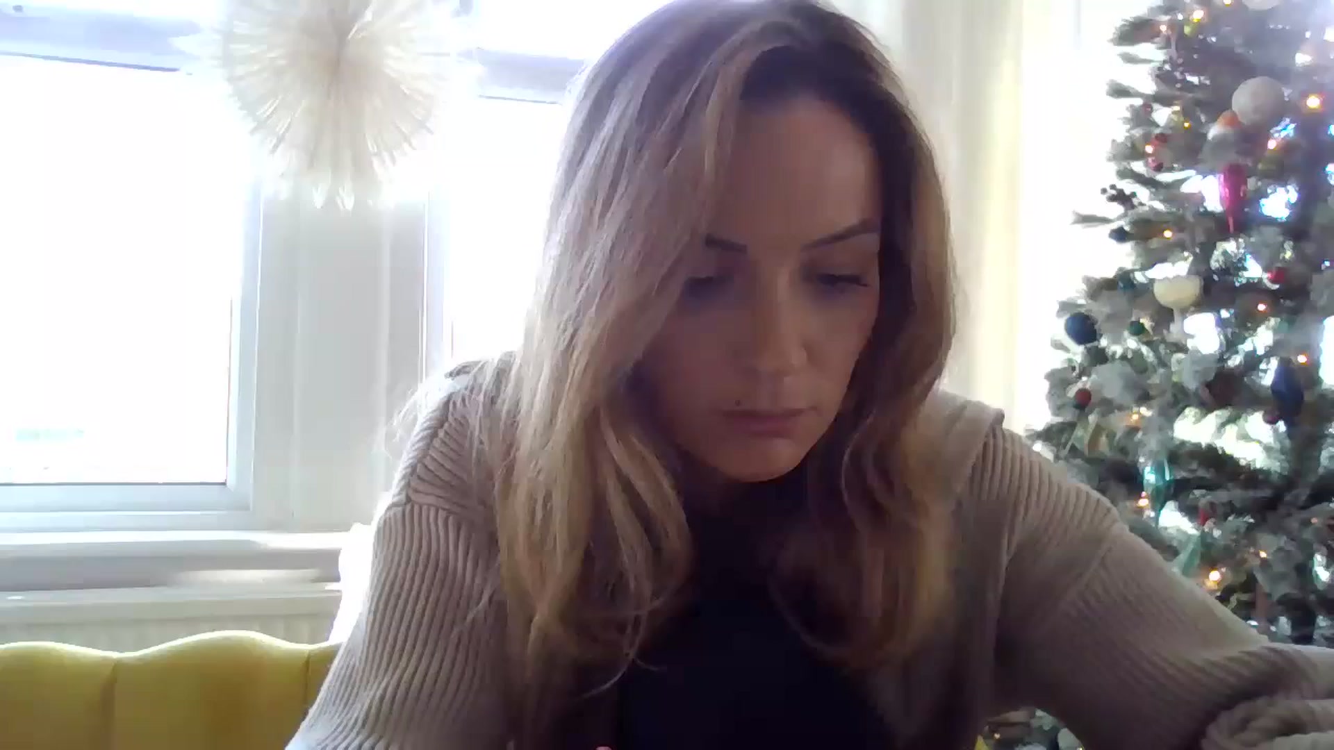 Gallery image thumbnail from Courtney's myfreecams stream on, 11/27/2023, 11:05 image 18 of 20