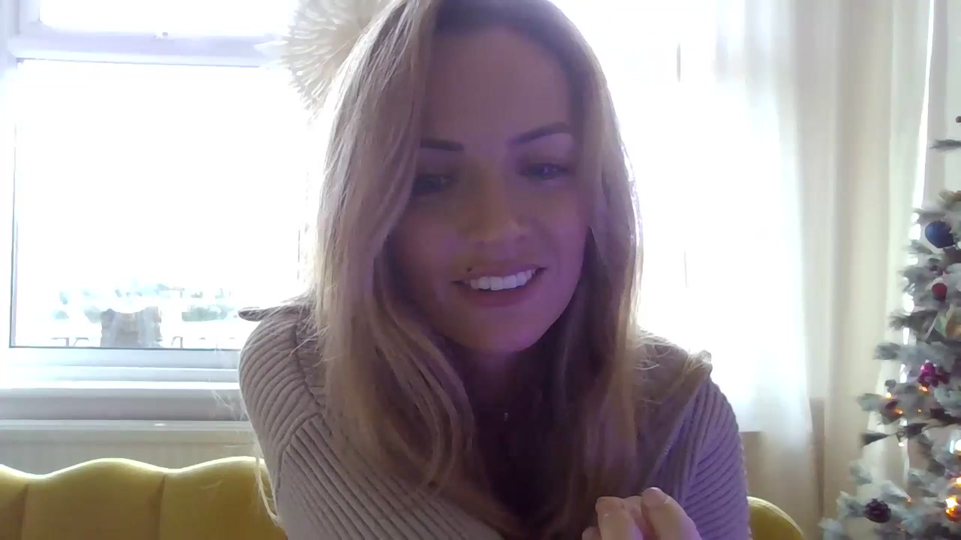 Gallery image thumbnail from Courtney's myfreecams stream on, 11/27/2023, 11:05 image 14 of 20