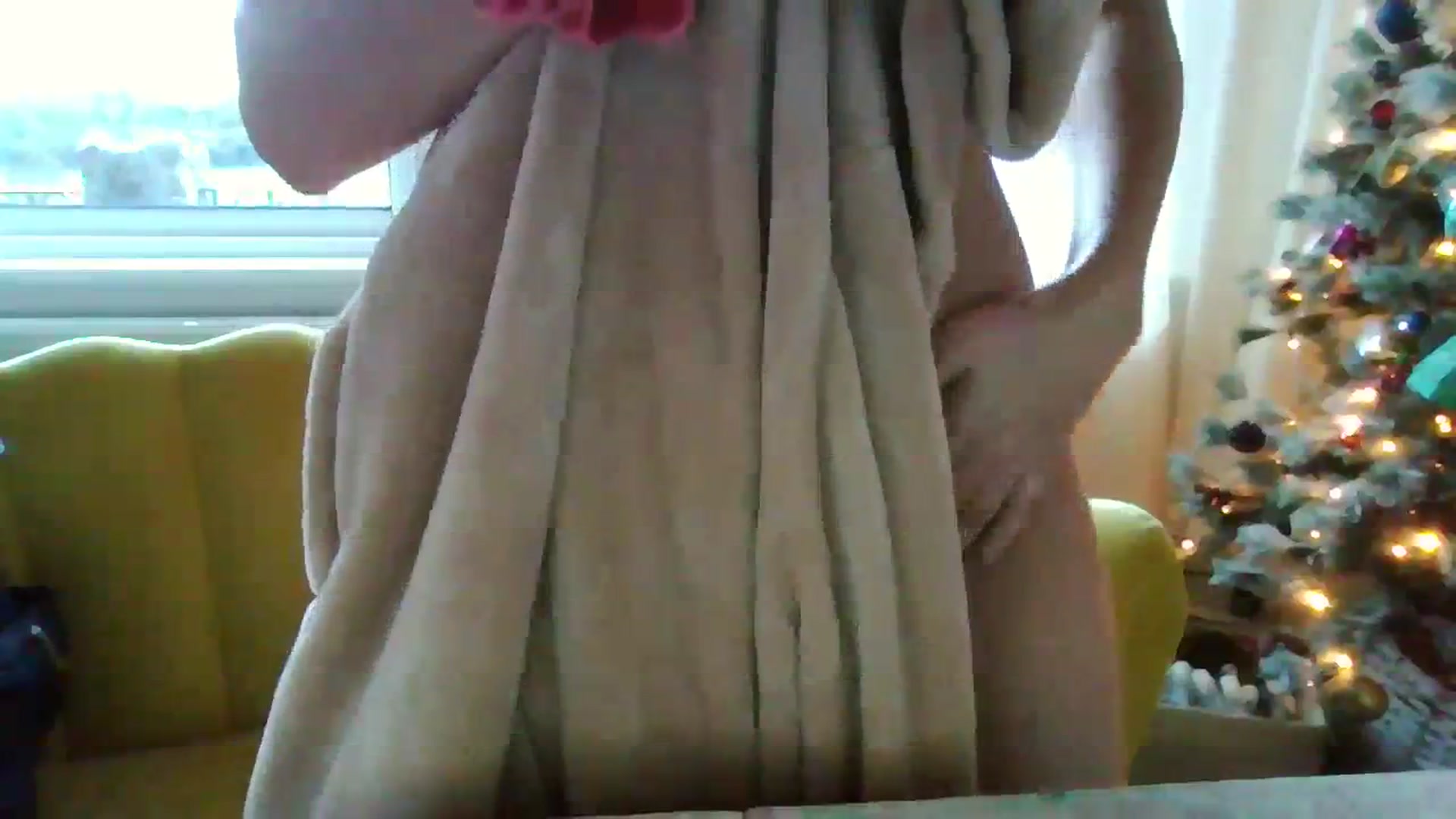 Gallery image thumbnail from Courtney's myfreecams stream on, 11/27/2023, 14:04 image 15 of 20
