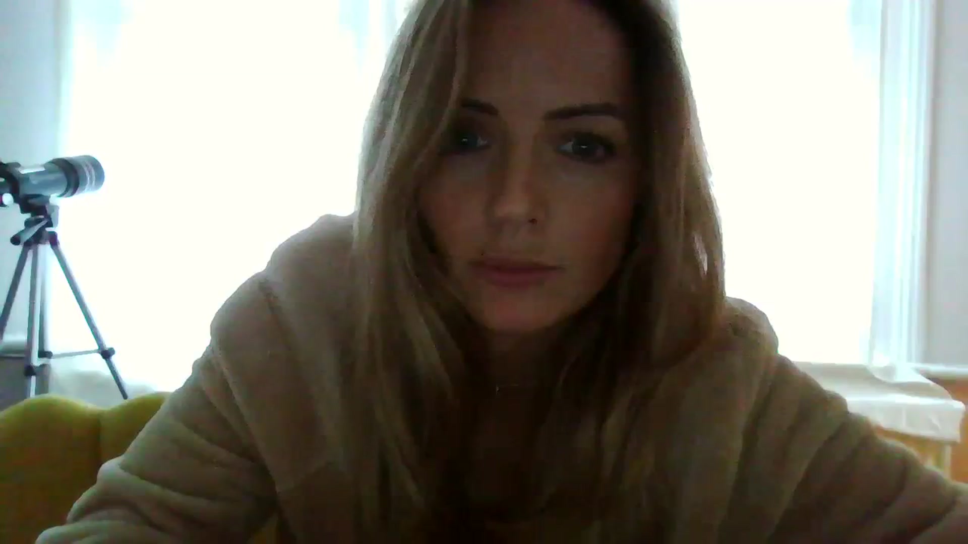 Gallery image thumbnail from Courtney's myfreecams stream on, 11/27/2023, 14:59 image 17 of 20