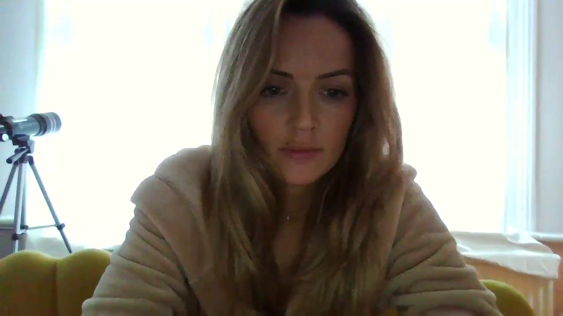 Gallery image thumbnail from Courtney's myfreecams stream on, 11/27/2023, 14:59 image 15 of 20