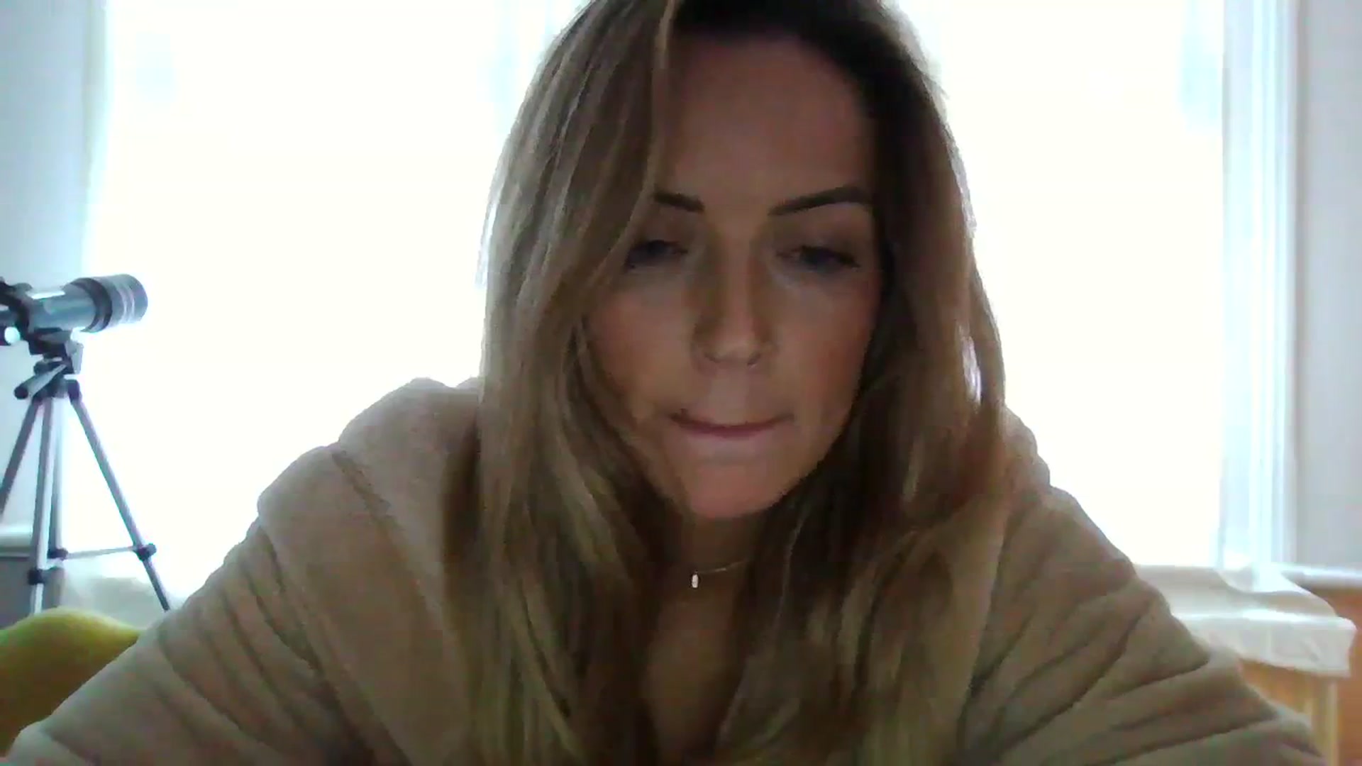 Gallery image thumbnail from Courtney's myfreecams stream on, 11/27/2023, 14:59 image 16 of 20