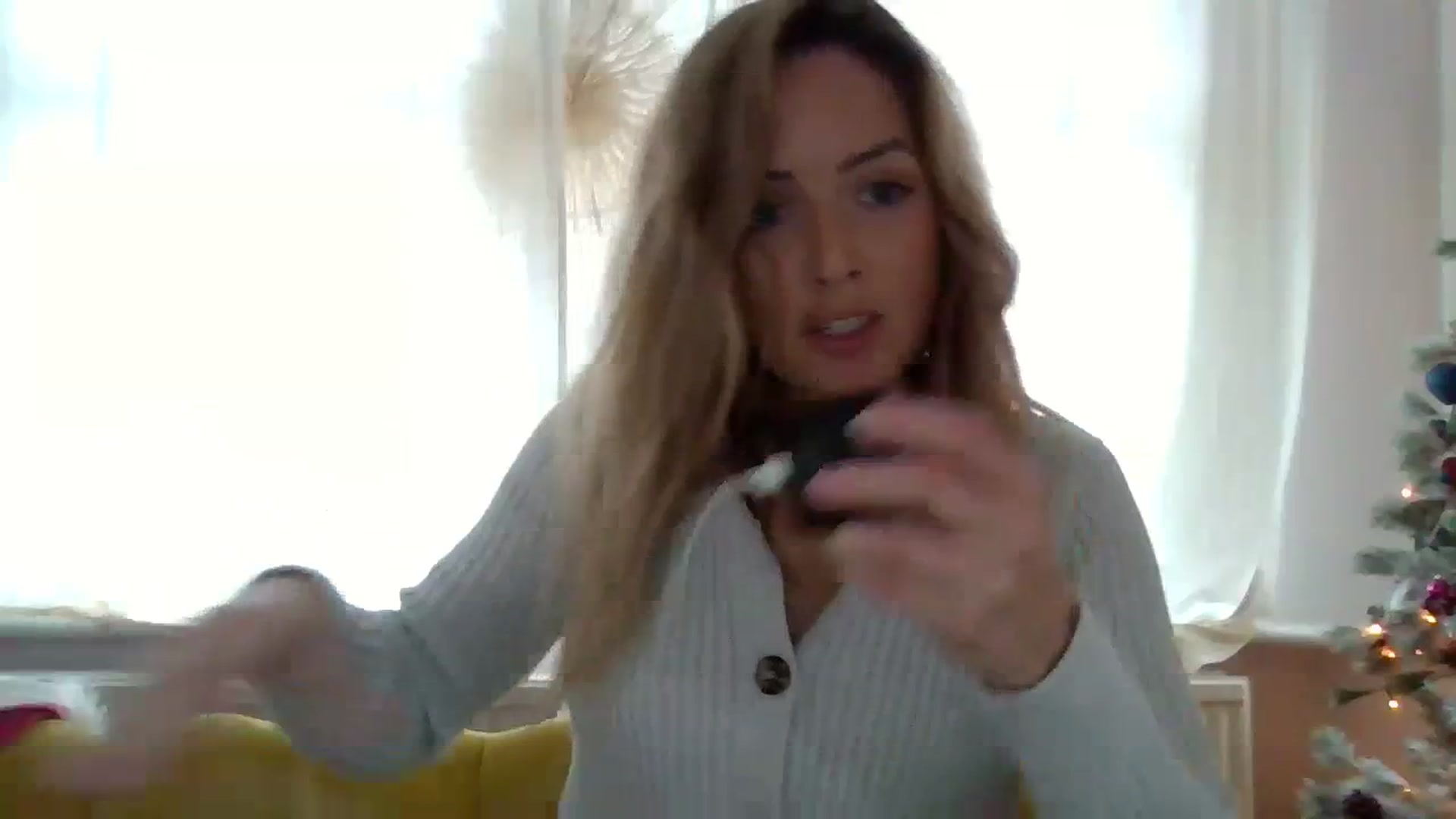 Gallery image thumbnail from Courtney's myfreecams stream on, 11/28/2023, 12:15 image 7 of 20