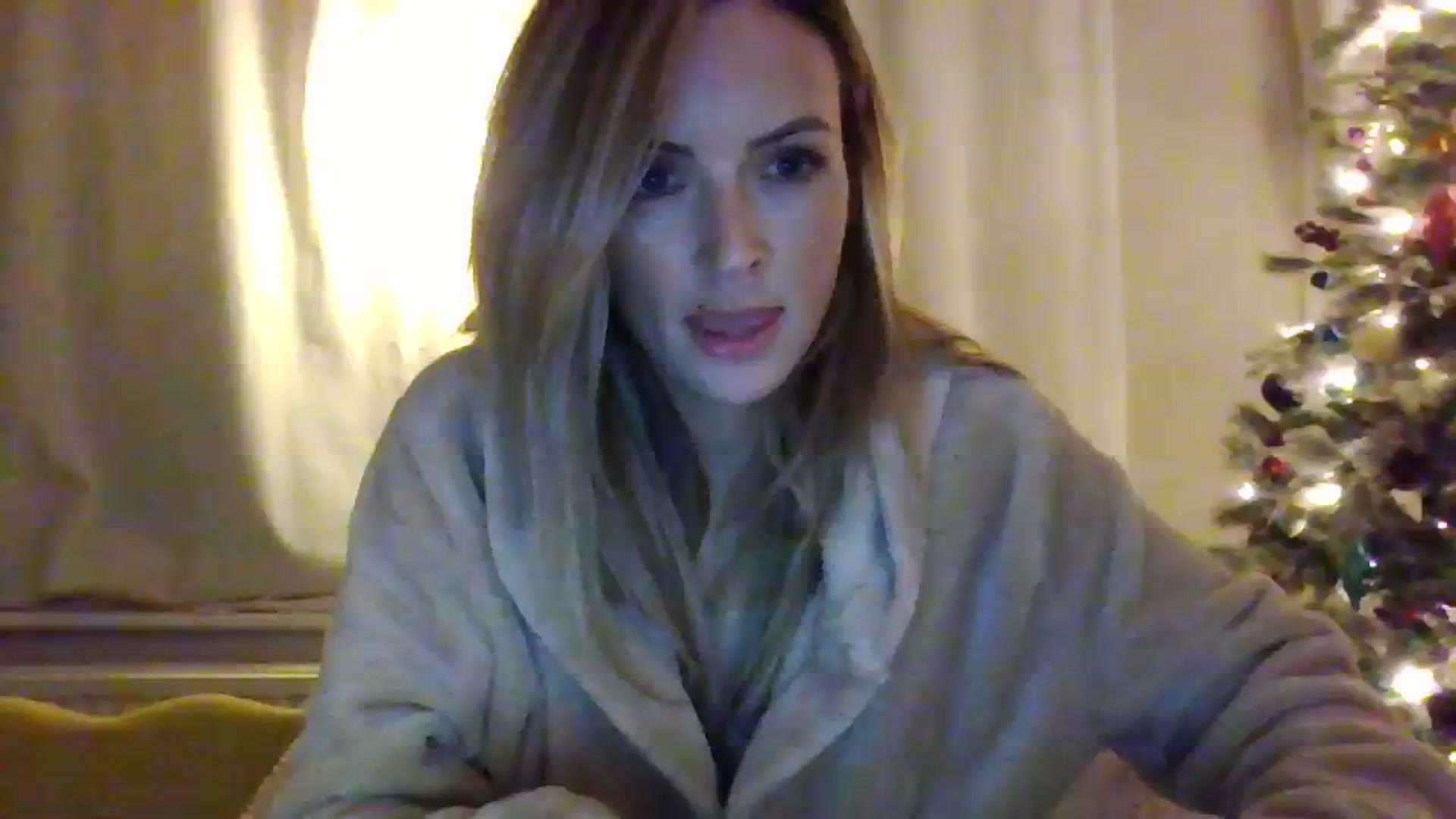 Gallery image thumbnail from Courtney's myfreecams stream on, 12/01/2023, 22:58 image 11 of 20