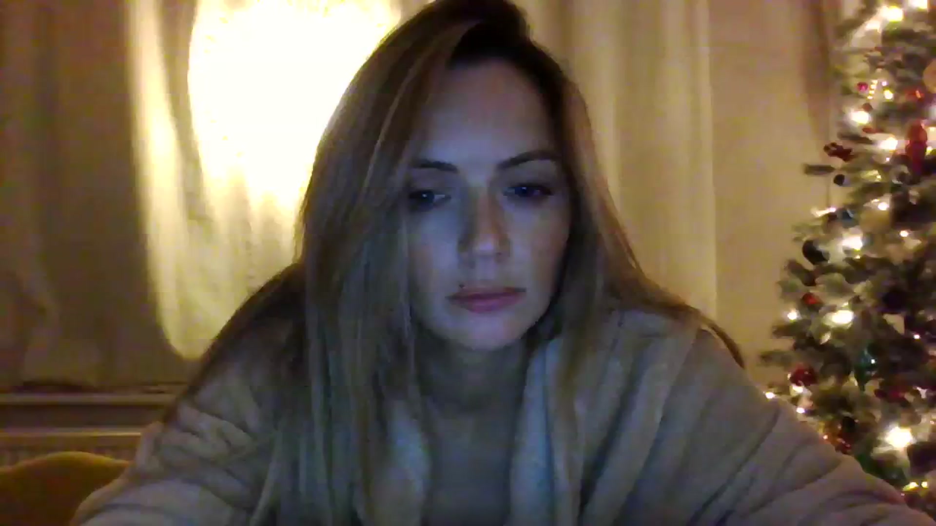 Gallery image thumbnail from Courtney's myfreecams stream on, 12/01/2023, 22:58 image 6 of 20