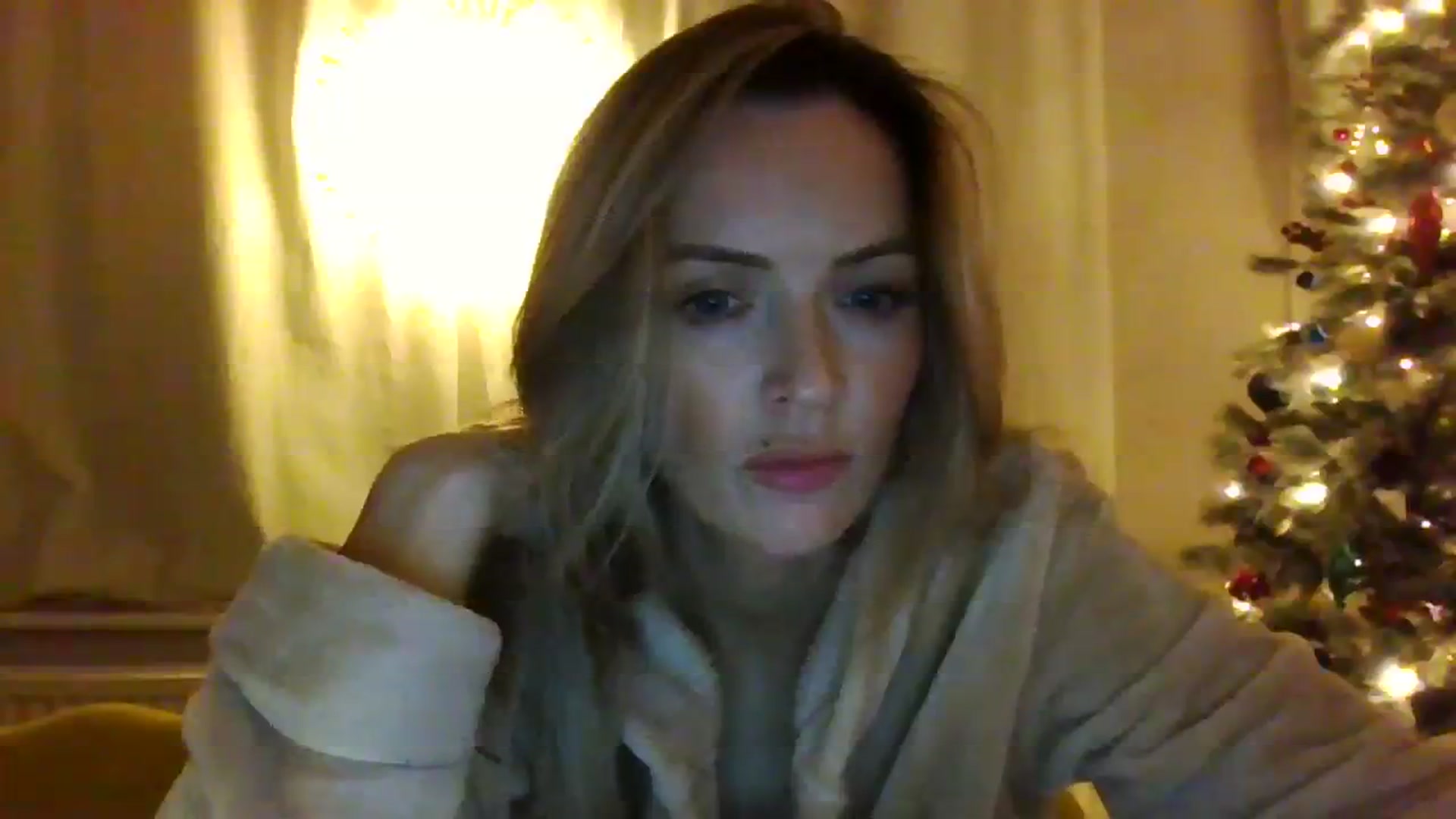 Gallery image thumbnail from Courtney's myfreecams stream on, 12/01/2023, 22:58 image 7 of 20