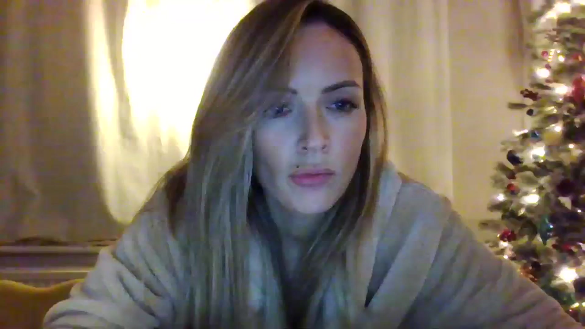 Gallery image thumbnail from Courtney's myfreecams stream on, 12/01/2023, 22:58 image 13 of 20