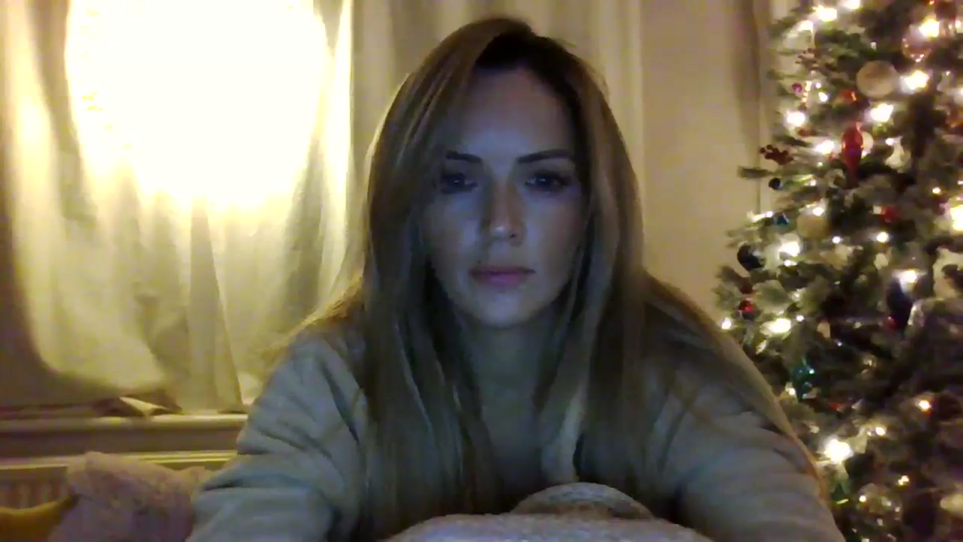 Gallery image thumbnail from Courtney's myfreecams stream on, 12/01/2023, 23:48 image 17 of 20