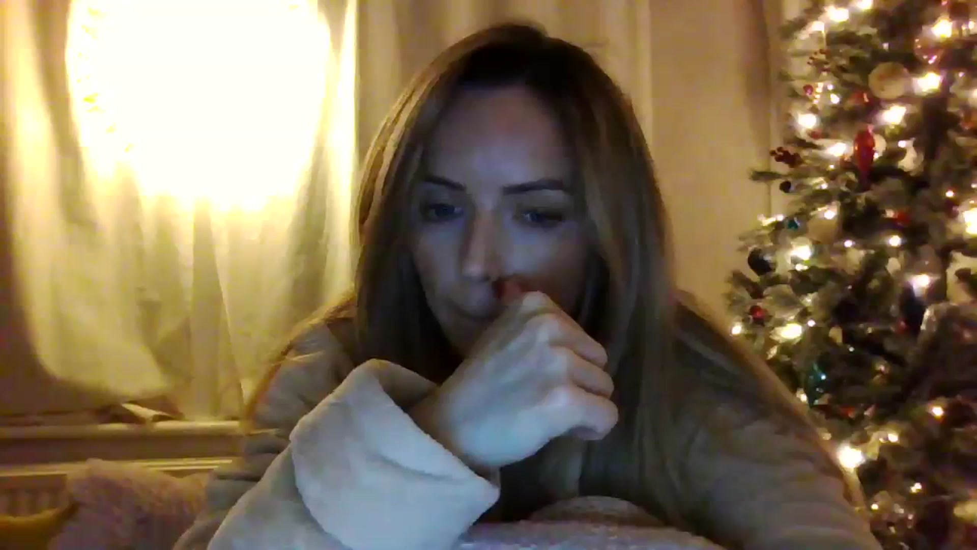 Gallery image thumbnail from Courtney's myfreecams stream on, 12/01/2023, 23:48 image 15 of 20