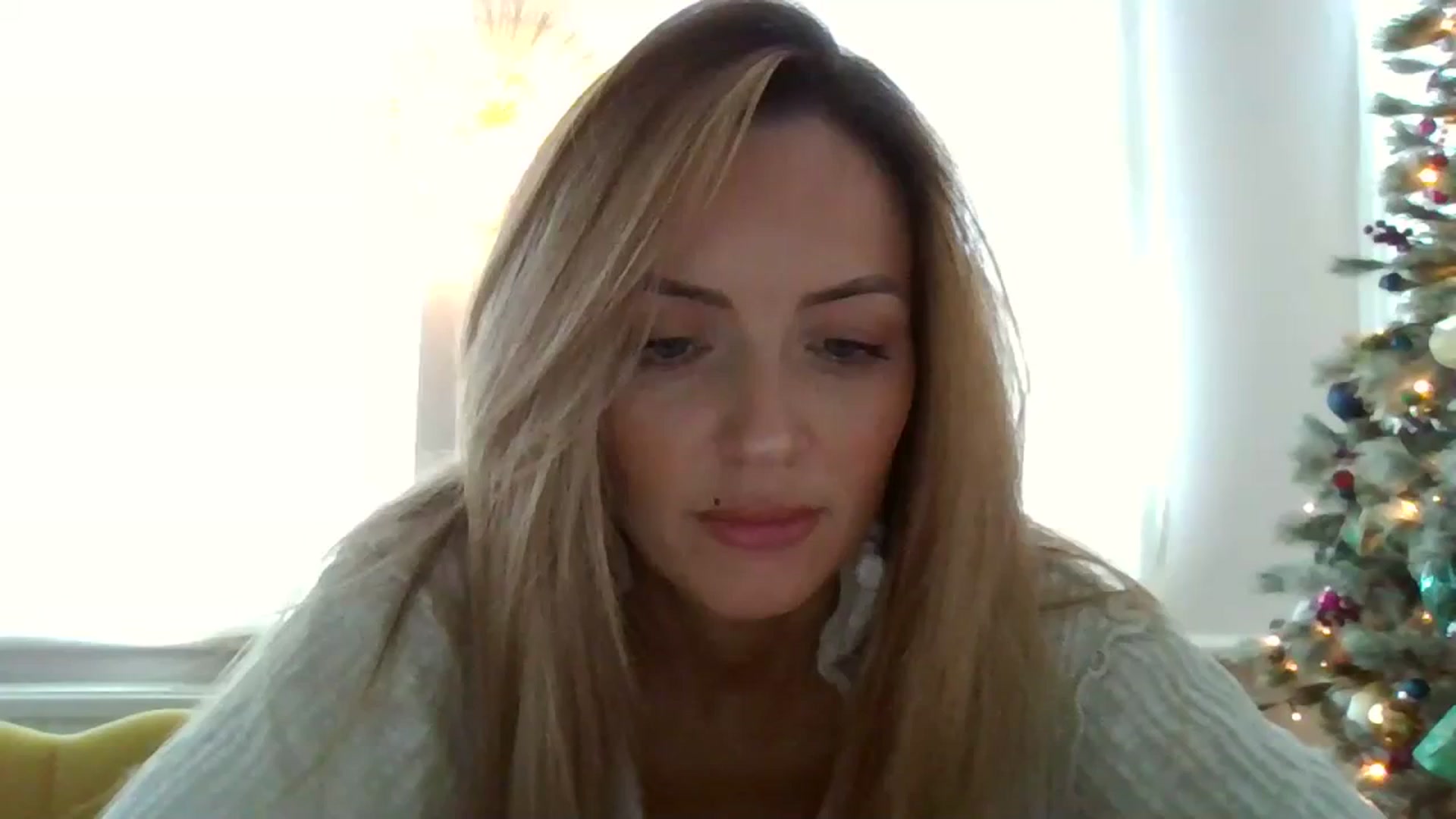 Gallery image thumbnail from Courtney's myfreecams stream on, 12/02/2023, 13:18 image 1 of 20