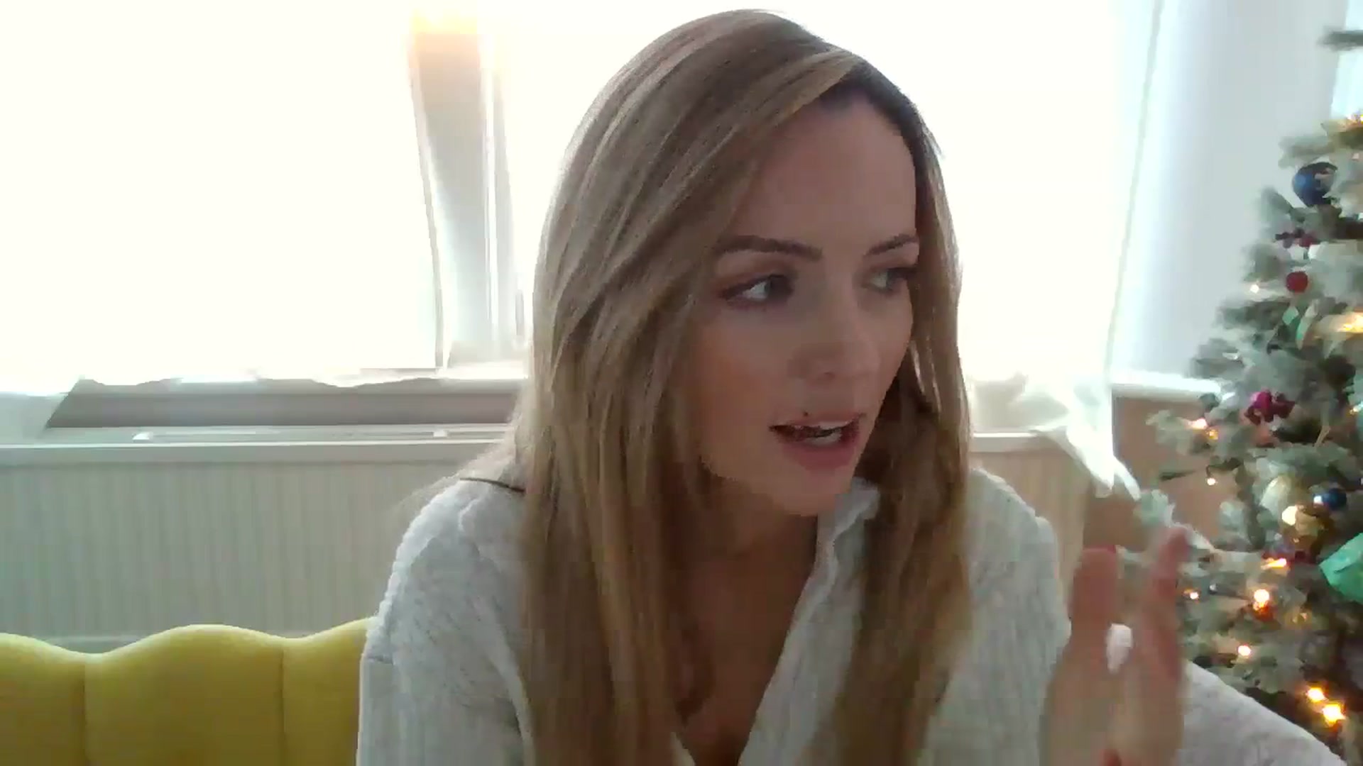 Gallery image thumbnail from Courtney's myfreecams stream on, 12/02/2023, 13:18 image 10 of 20