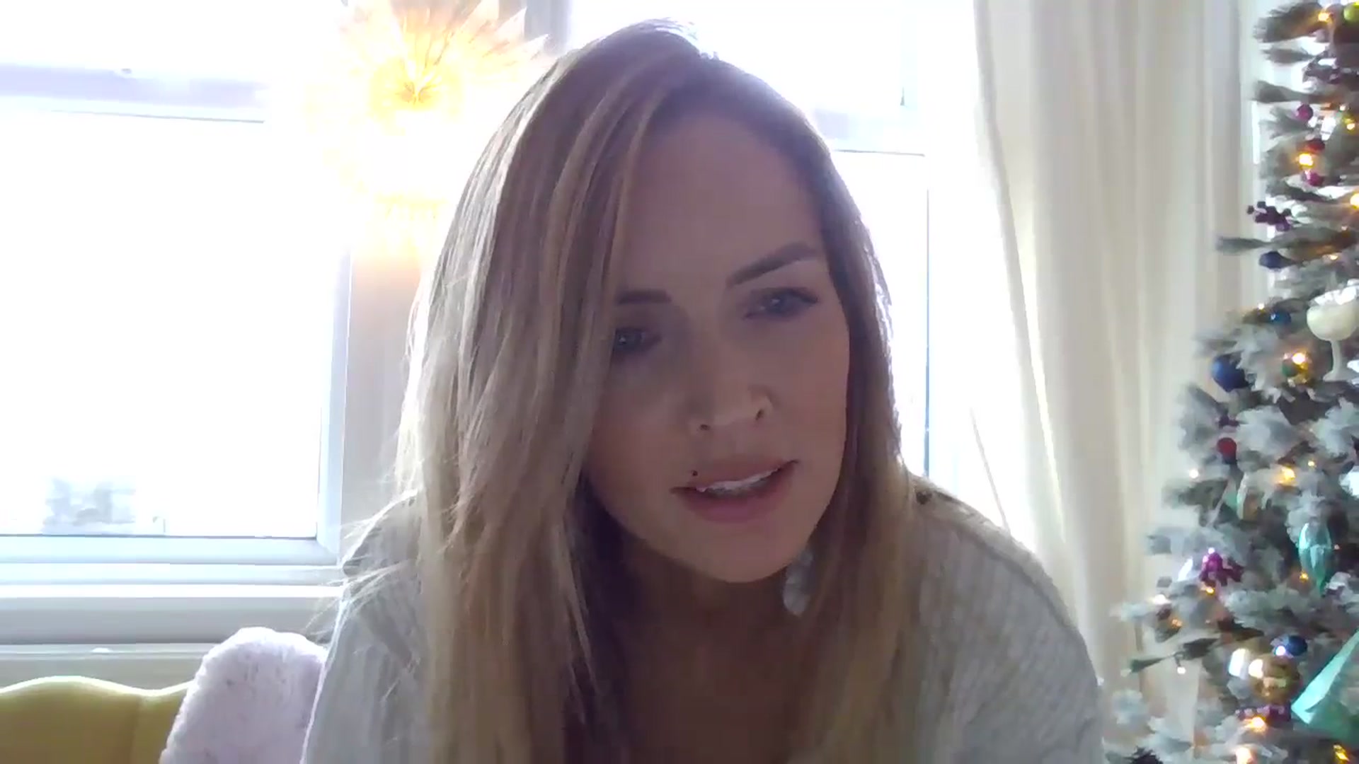 Gallery image thumbnail from Courtney's myfreecams stream on, 12/02/2023, 13:18 image 4 of 20