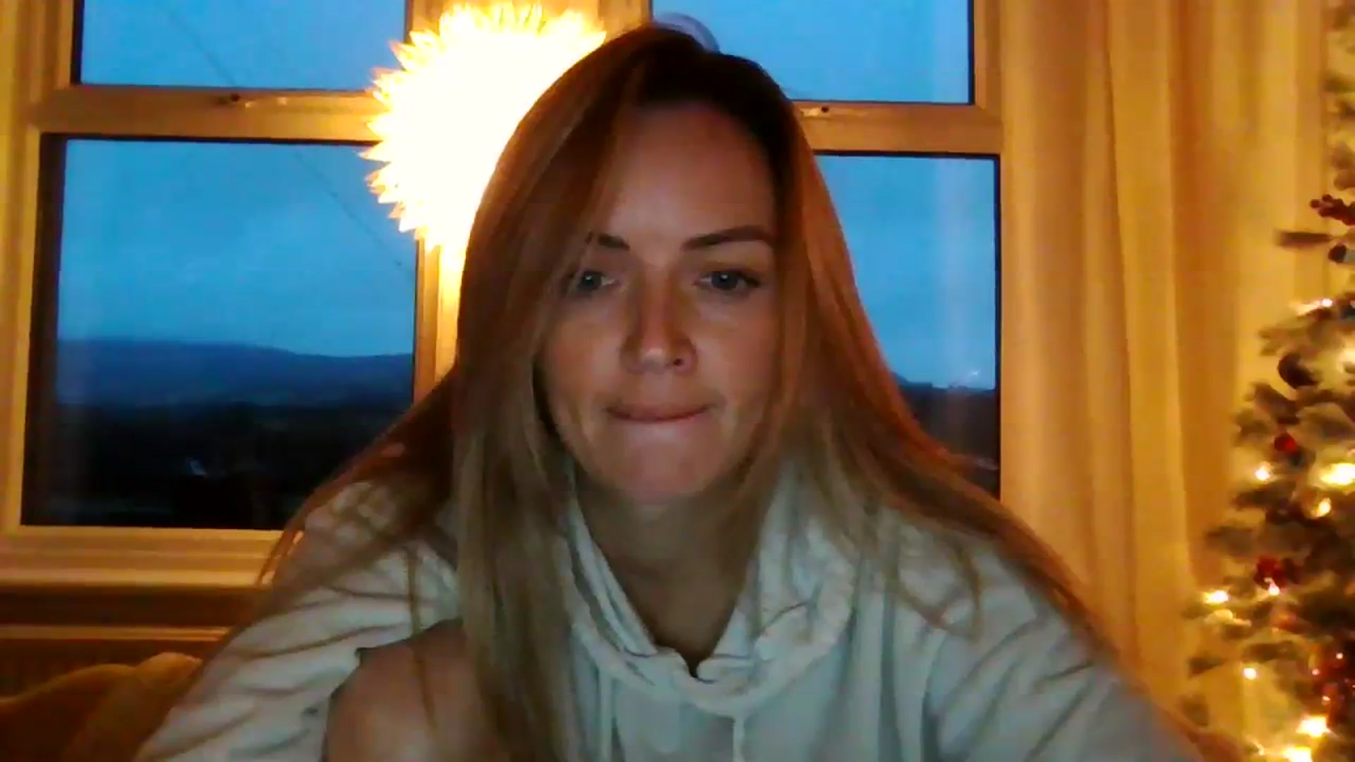Gallery image thumbnail from Courtney's myfreecams stream on, 12/04/2023, 17:01 image 7 of 20