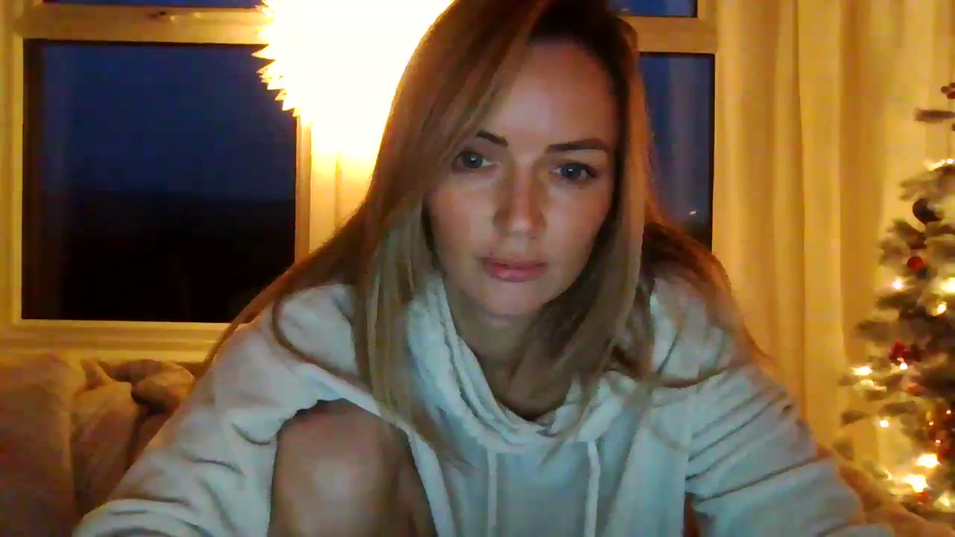 Gallery image thumbnail from Courtney's myfreecams stream on, 12/04/2023, 17:01 image 12 of 20