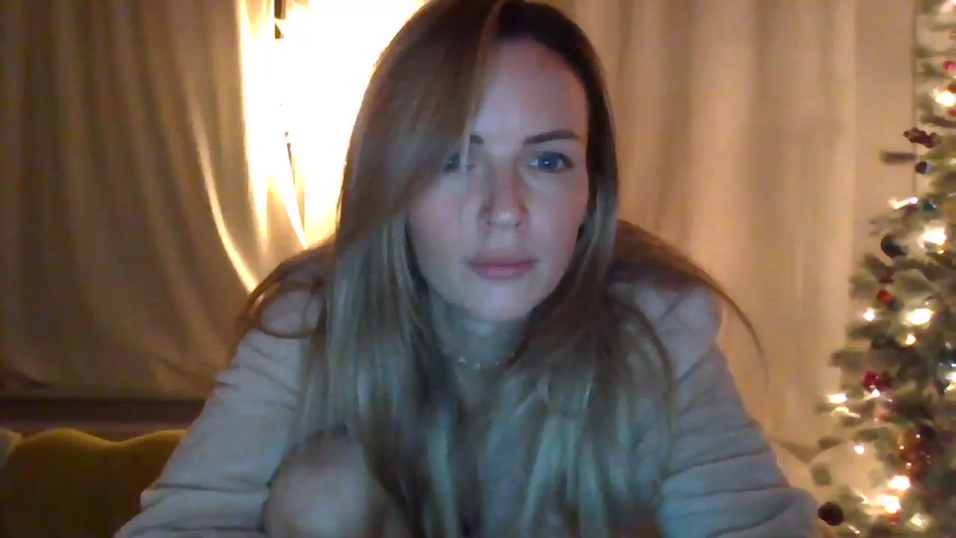 Gallery image thumbnail from Courtney's myfreecams stream on, 12/04/2023, 22:16 image 4 of 20