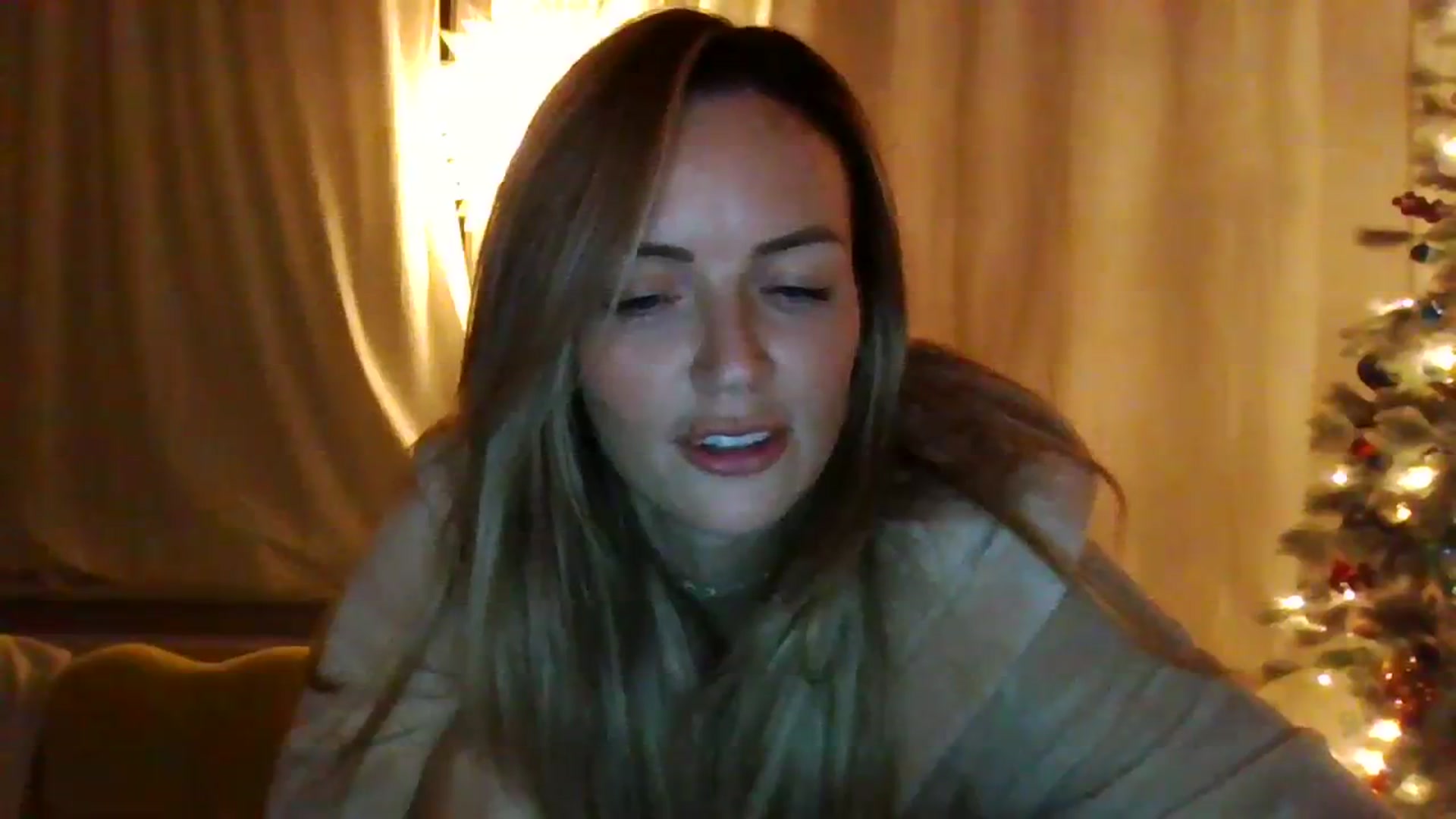 Gallery image thumbnail from Courtney's myfreecams stream on, 12/04/2023, 22:16 image 11 of 20