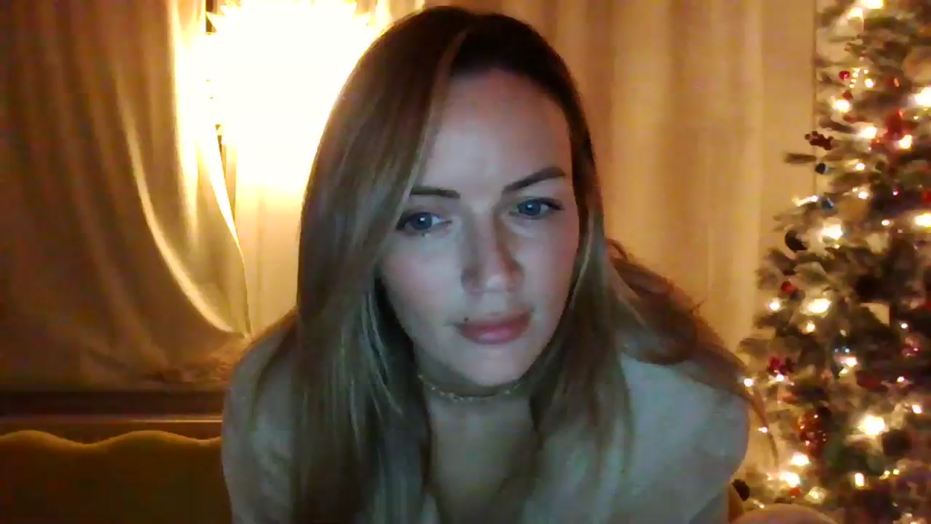 Gallery image thumbnail from Courtney's myfreecams stream on, 12/04/2023, 22:16 image 1 of 20