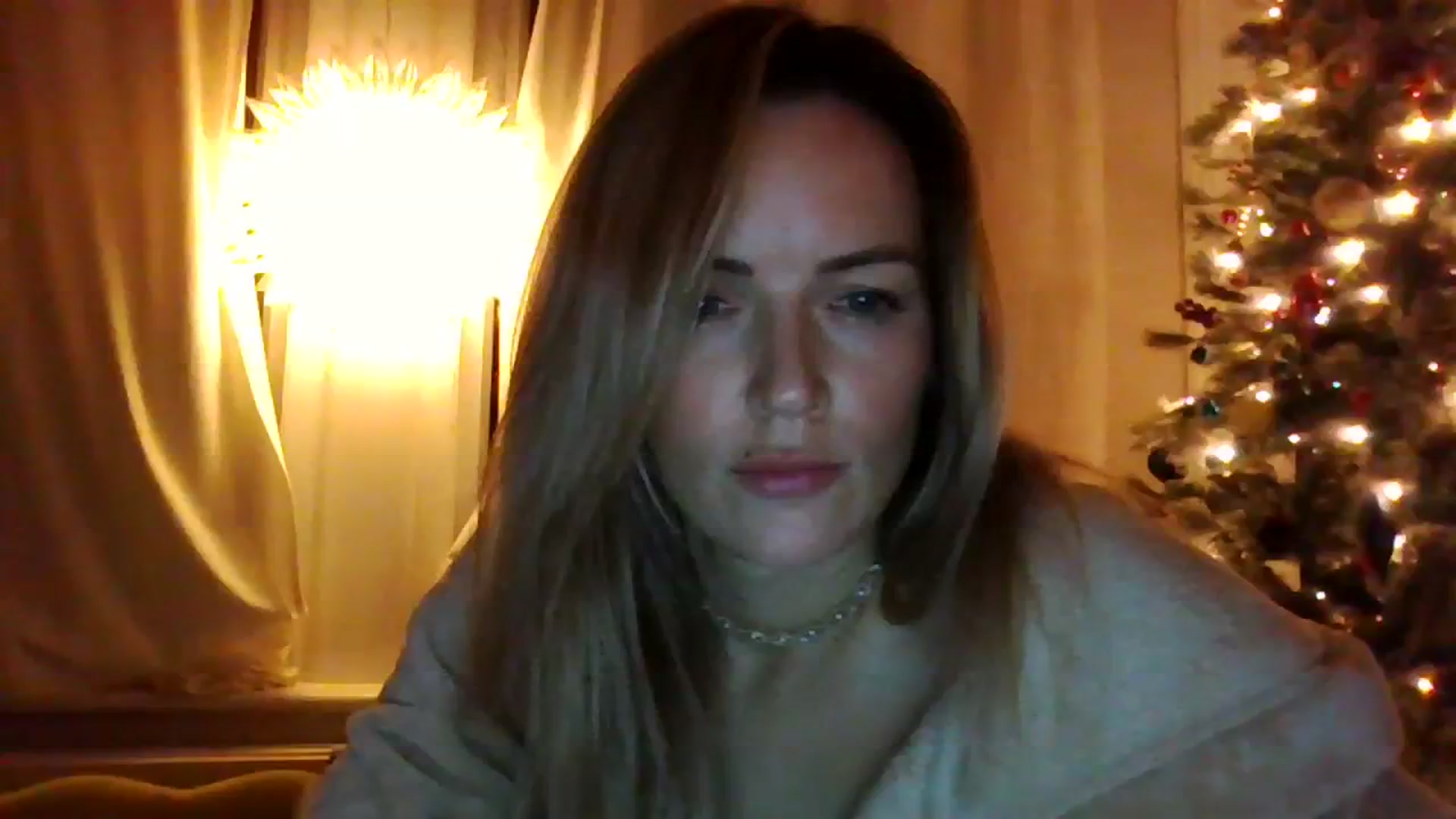 Gallery image thumbnail from Courtney's myfreecams stream on, 12/04/2023, 22:16 image 19 of 20