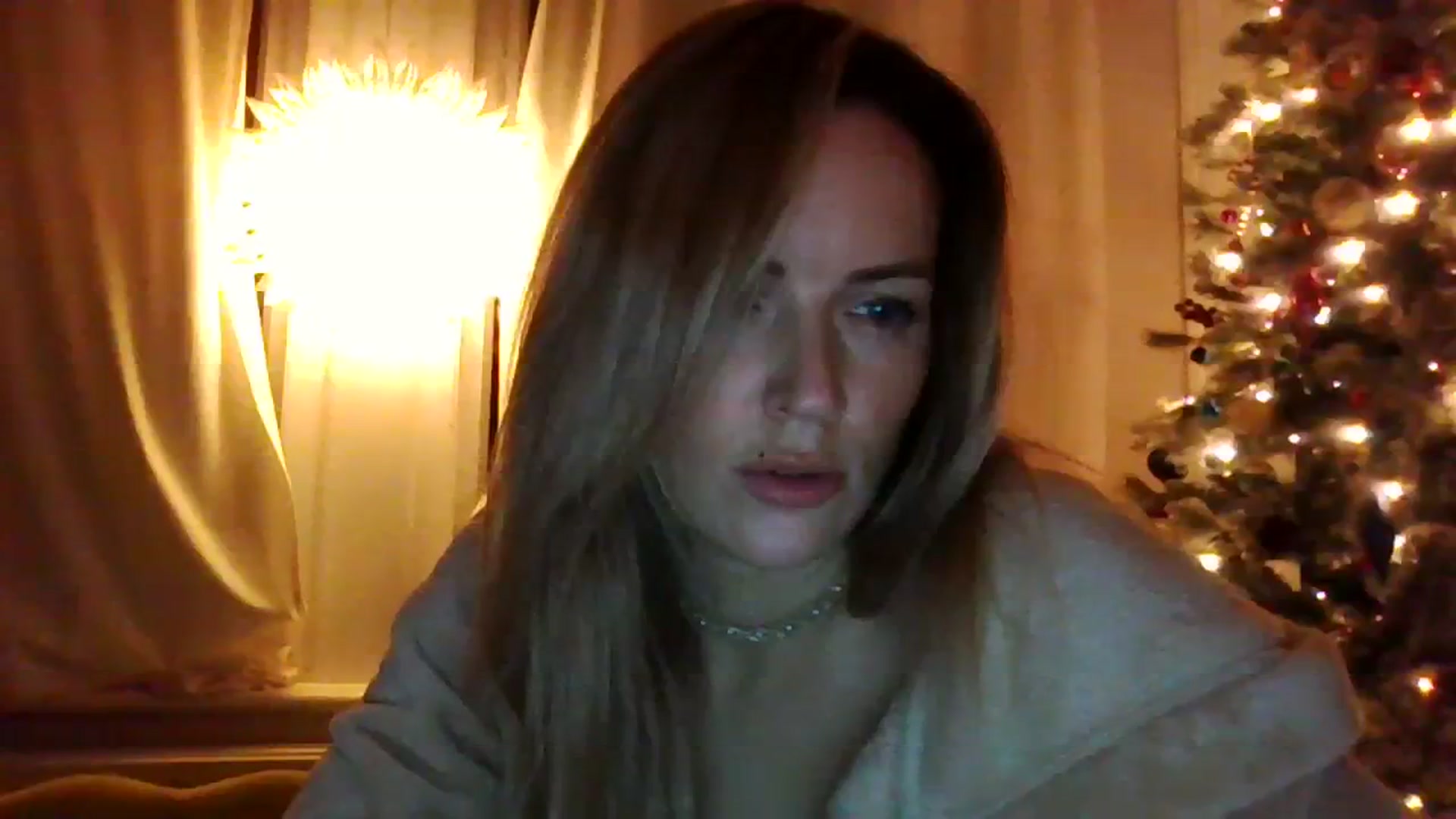 Gallery image thumbnail from Courtney's myfreecams stream on, 12/04/2023, 22:16 image 18 of 20