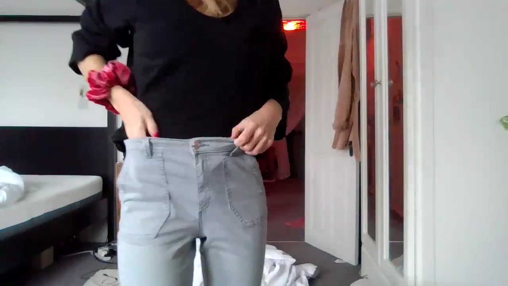 Gallery image thumbnail from Courtney's myfreecams stream on, 12/06/2023, 11:19 image 11 of 20