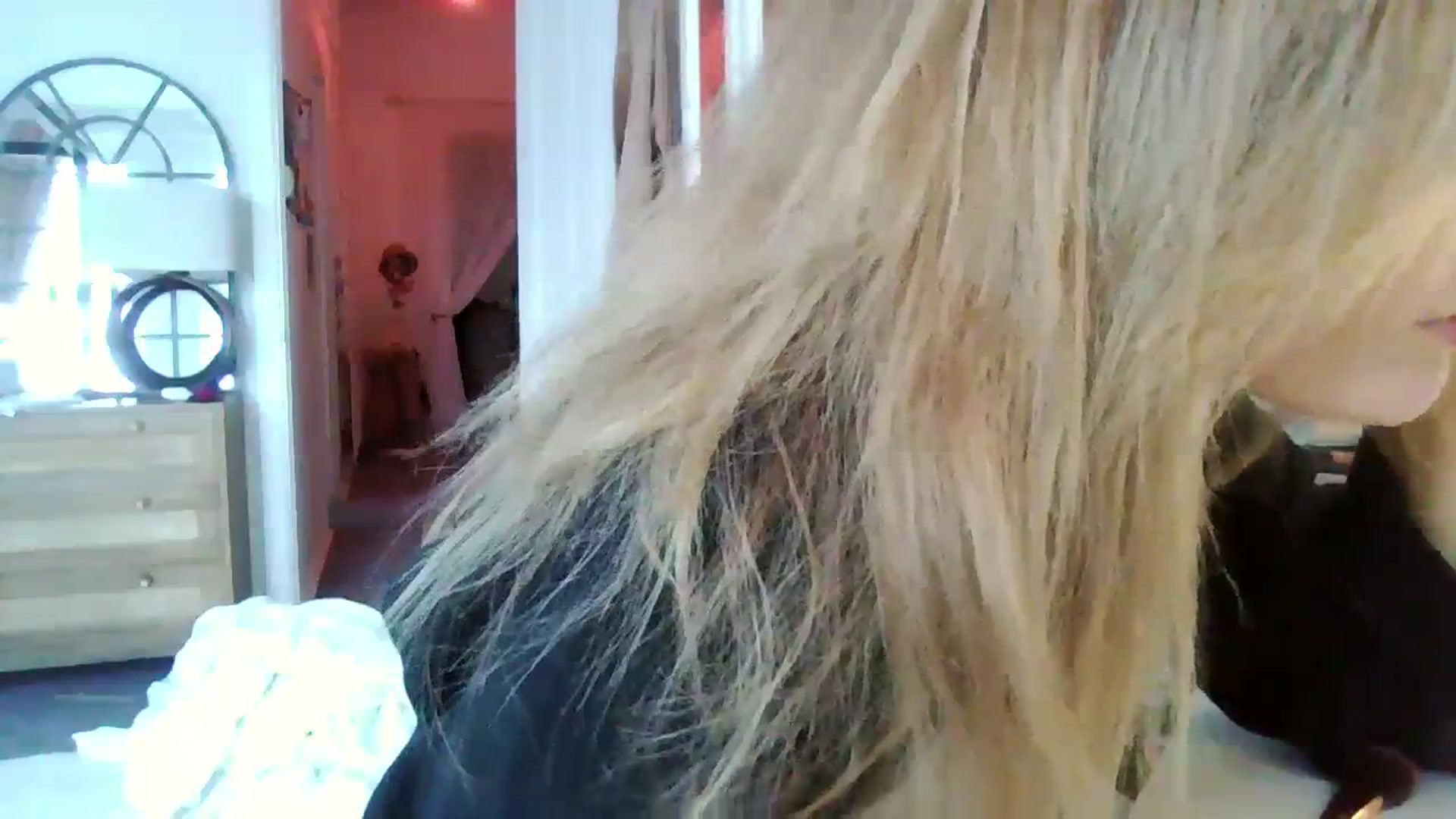 Gallery image thumbnail from Courtney's myfreecams stream on, 12/06/2023, 11:19 image 18 of 20