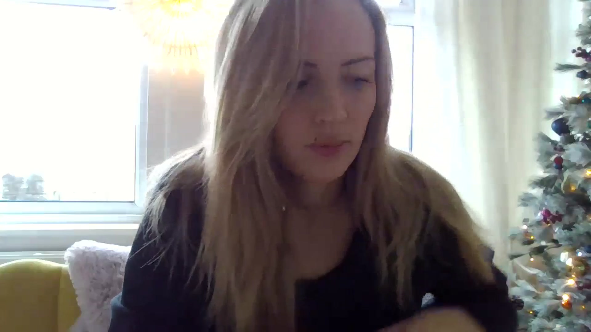 Gallery image thumbnail from Courtney's myfreecams stream on, 12/06/2023, 11:50 image 10 of 20