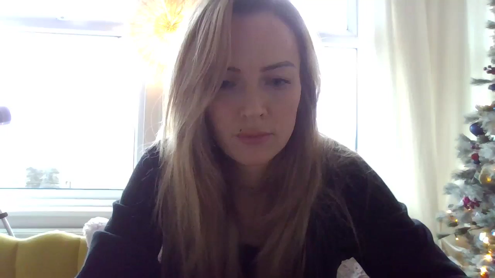 Gallery image thumbnail from Courtney's myfreecams stream on, 12/06/2023, 11:50 image 2 of 20