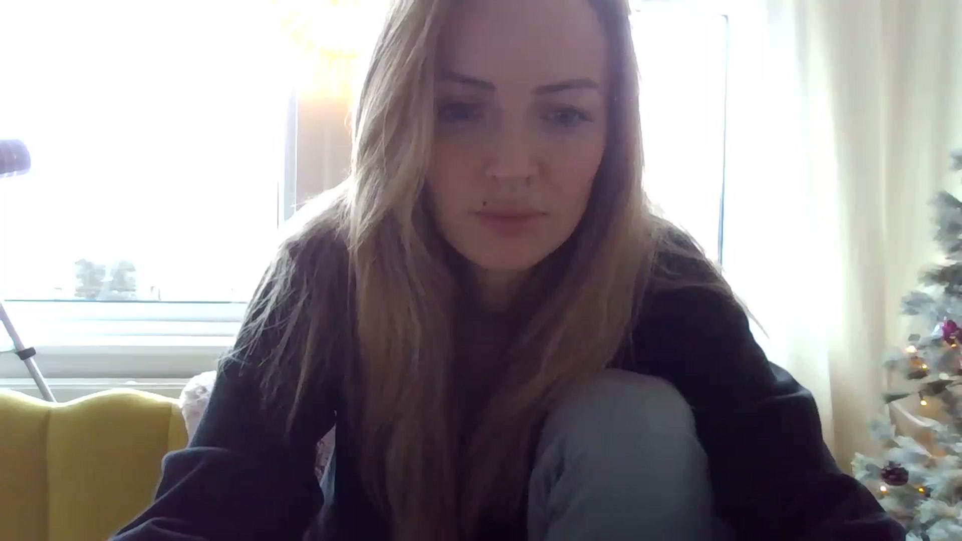 Gallery image thumbnail from Courtney's myfreecams stream on, 12/06/2023, 11:50 image 17 of 20
