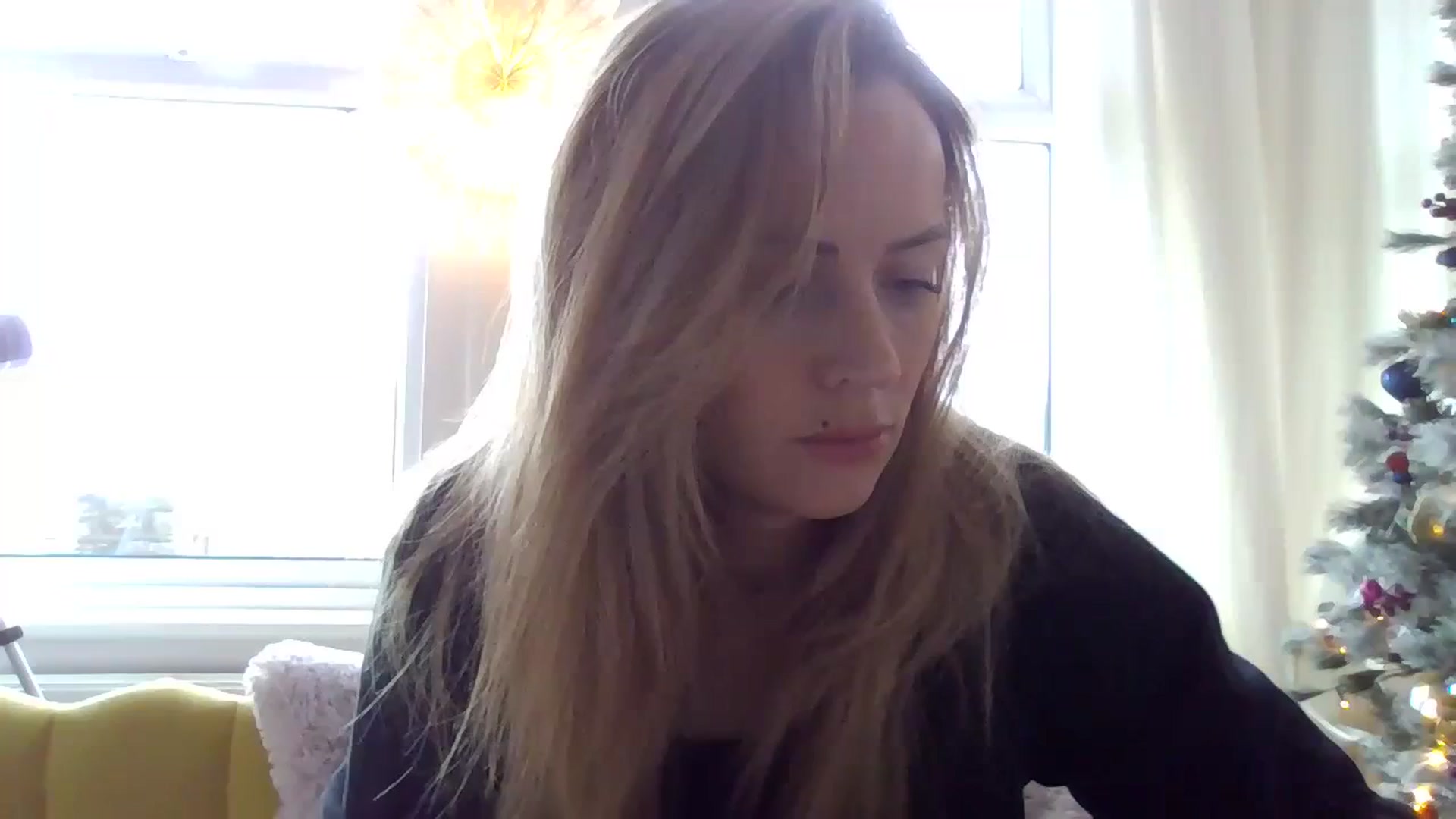 Gallery image thumbnail from Courtney's myfreecams stream on, 12/06/2023, 11:50 image 9 of 20