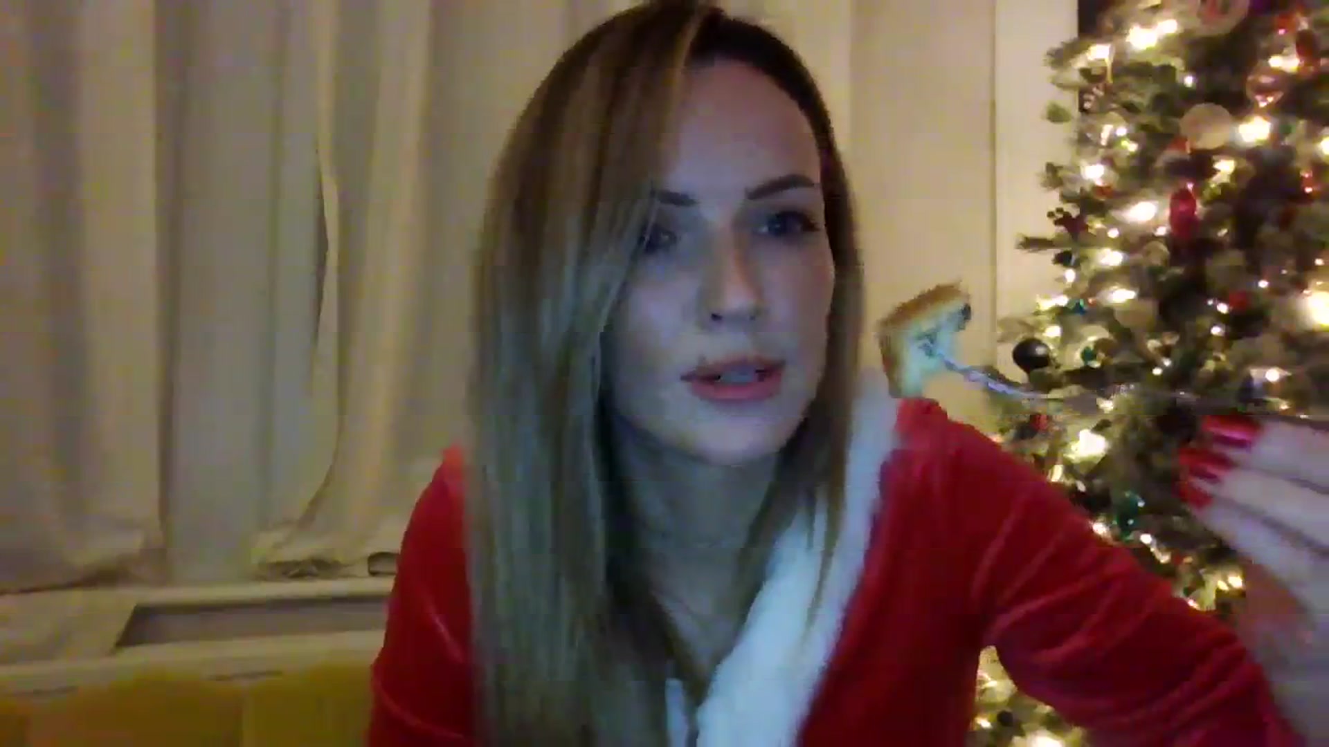 Gallery image thumbnail from Courtney's myfreecams stream on, 12/10/2023, 21:41 image 7 of 20