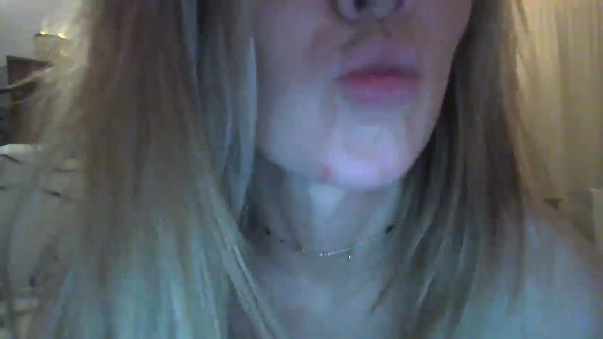 Gallery image thumbnail from Courtney's myfreecams stream on, 12/10/2023, 22:09 image 12 of 20