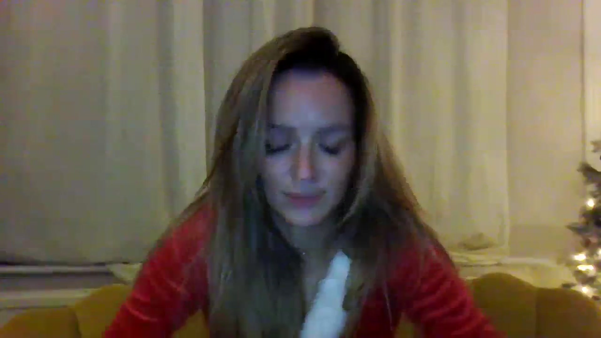Gallery image thumbnail from Courtney's myfreecams stream on, 12/10/2023, 22:32 image 8 of 20