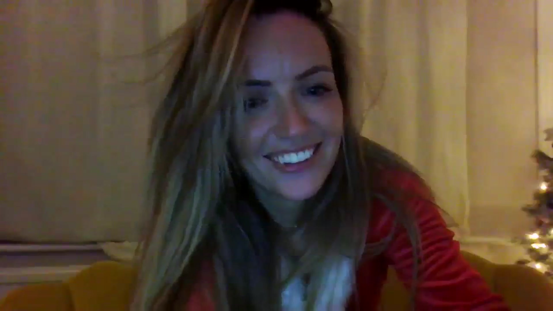 Gallery image thumbnail from Courtney's myfreecams stream on, 12/10/2023, 22:32 image 10 of 20