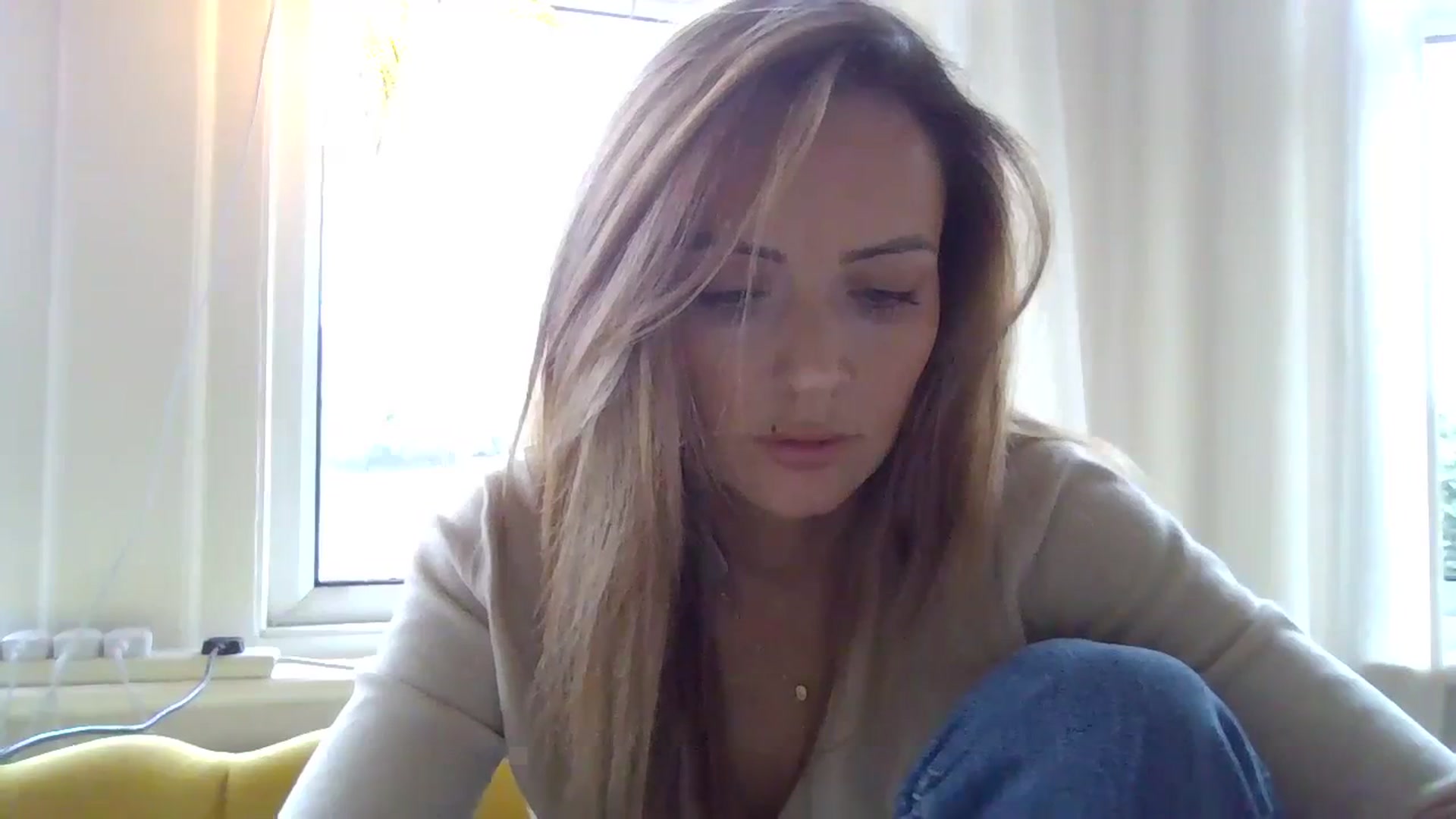 Gallery image thumbnail from Courtney's myfreecams stream on, 01/08/2024, 11:34 image 10 of 20