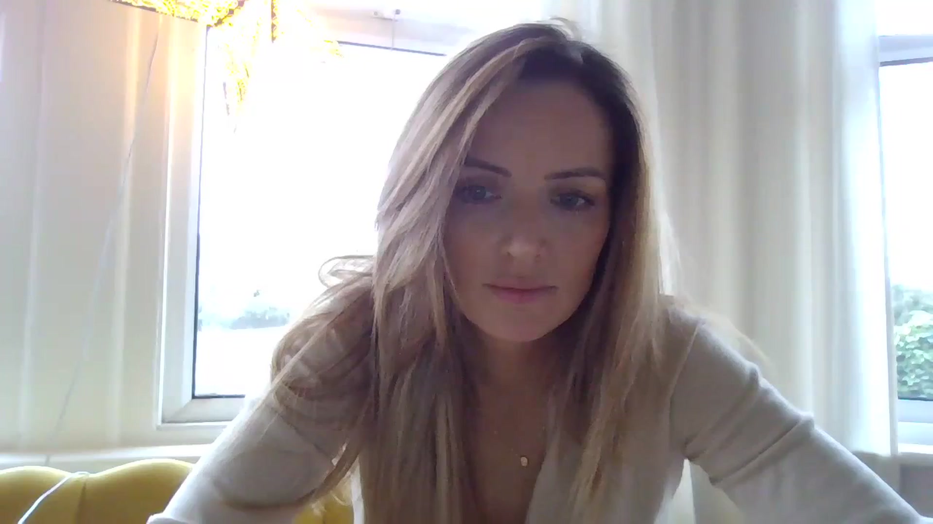 Gallery image thumbnail from Courtney's myfreecams stream on, 01/08/2024, 15:10 image 5 of 20