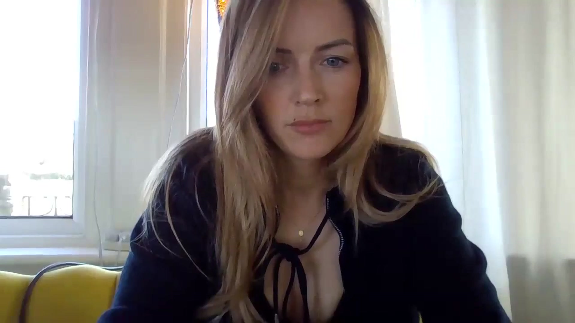 Gallery image thumbnail from Courtney's myfreecams stream on, 01/10/2024, 11:43 image 17 of 20