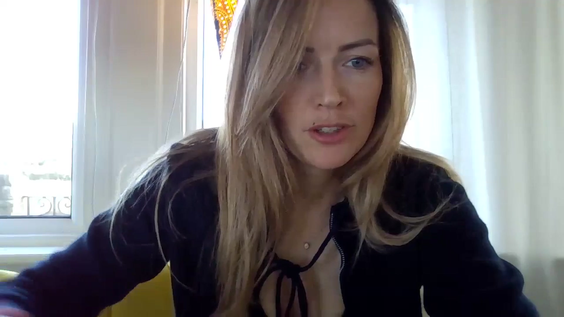Gallery image thumbnail from Courtney's myfreecams stream on, 01/10/2024, 11:43 image 18 of 20