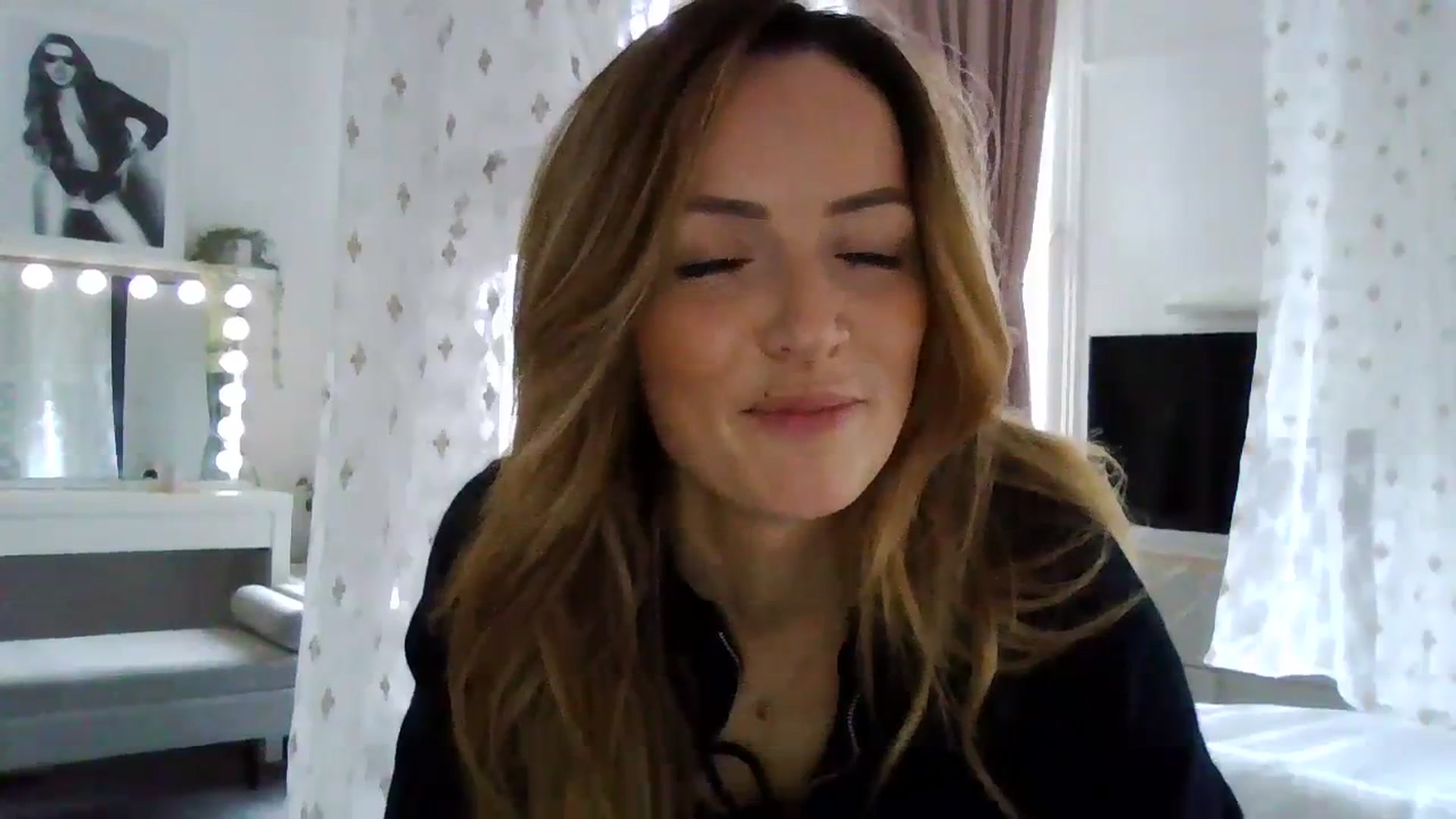 Gallery image thumbnail from Courtney's myfreecams stream on, 01/17/2024, 11:03 image 16 of 20