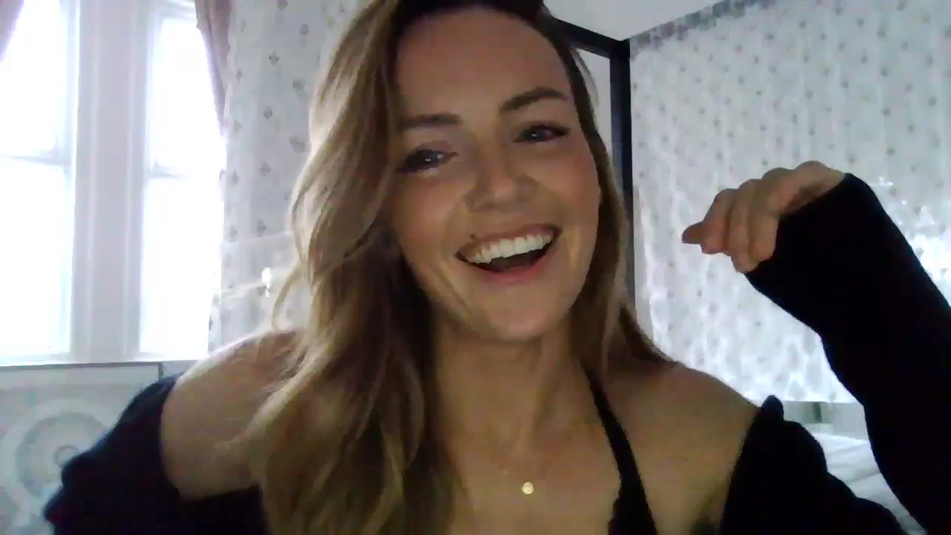 Gallery image thumbnail from Courtney's myfreecams stream on, 01/17/2024, 11:03 image 7 of 20