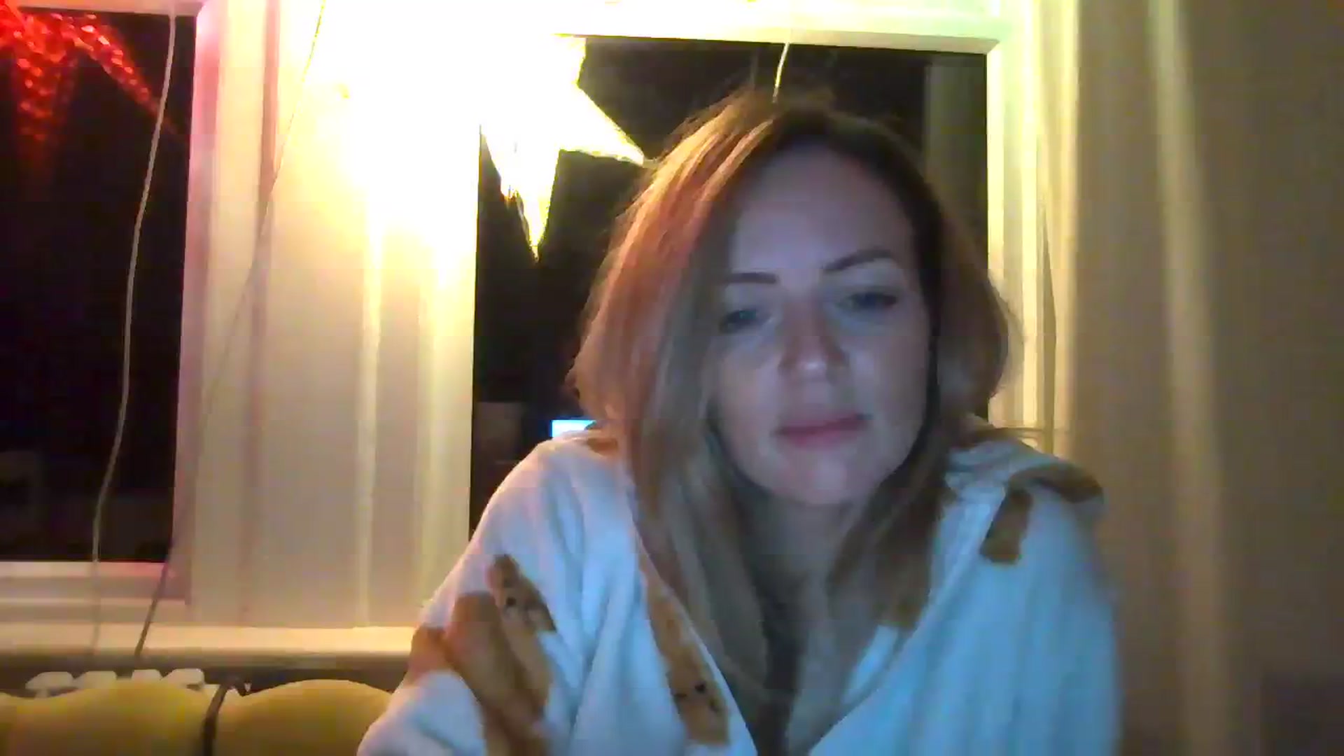 Gallery image thumbnail from Courtney's myfreecams stream on, 01/22/2024, 24:27 image 15 of 20