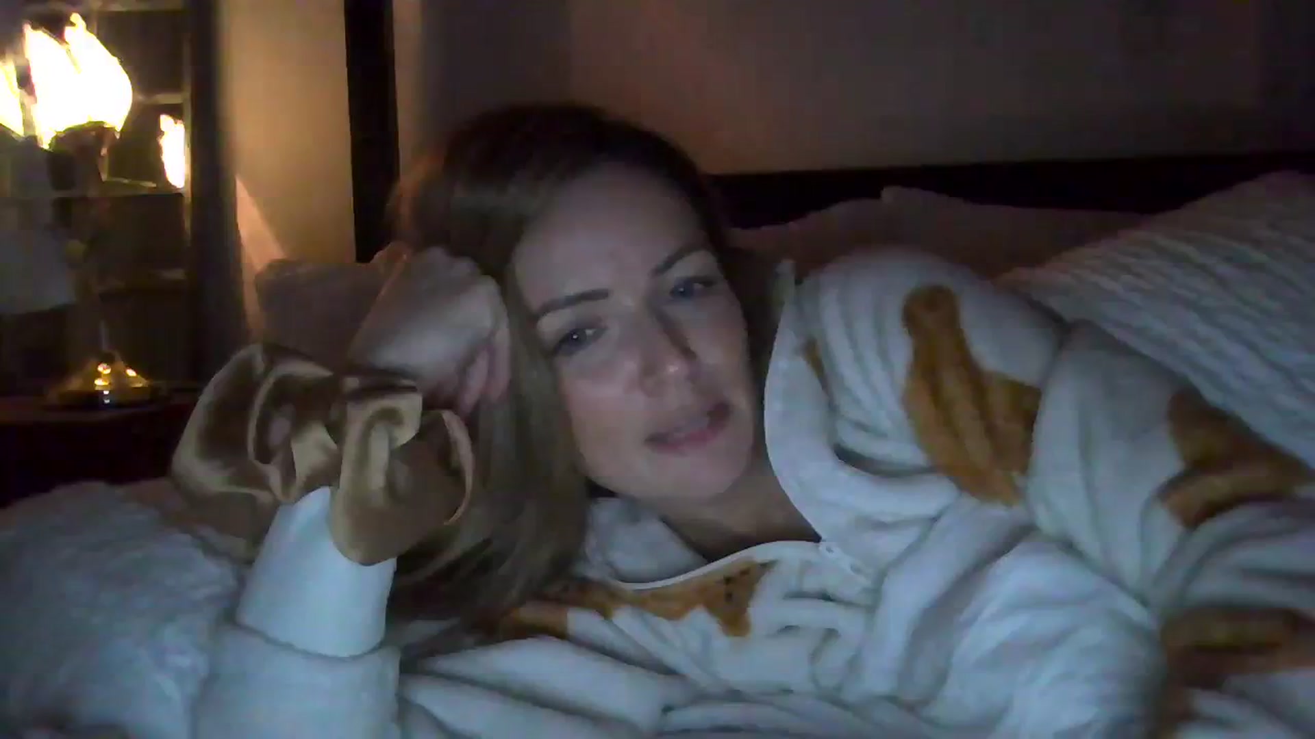 Gallery image thumbnail from Courtney's myfreecams stream on, 01/22/2024, 01:00 image 2 of 20