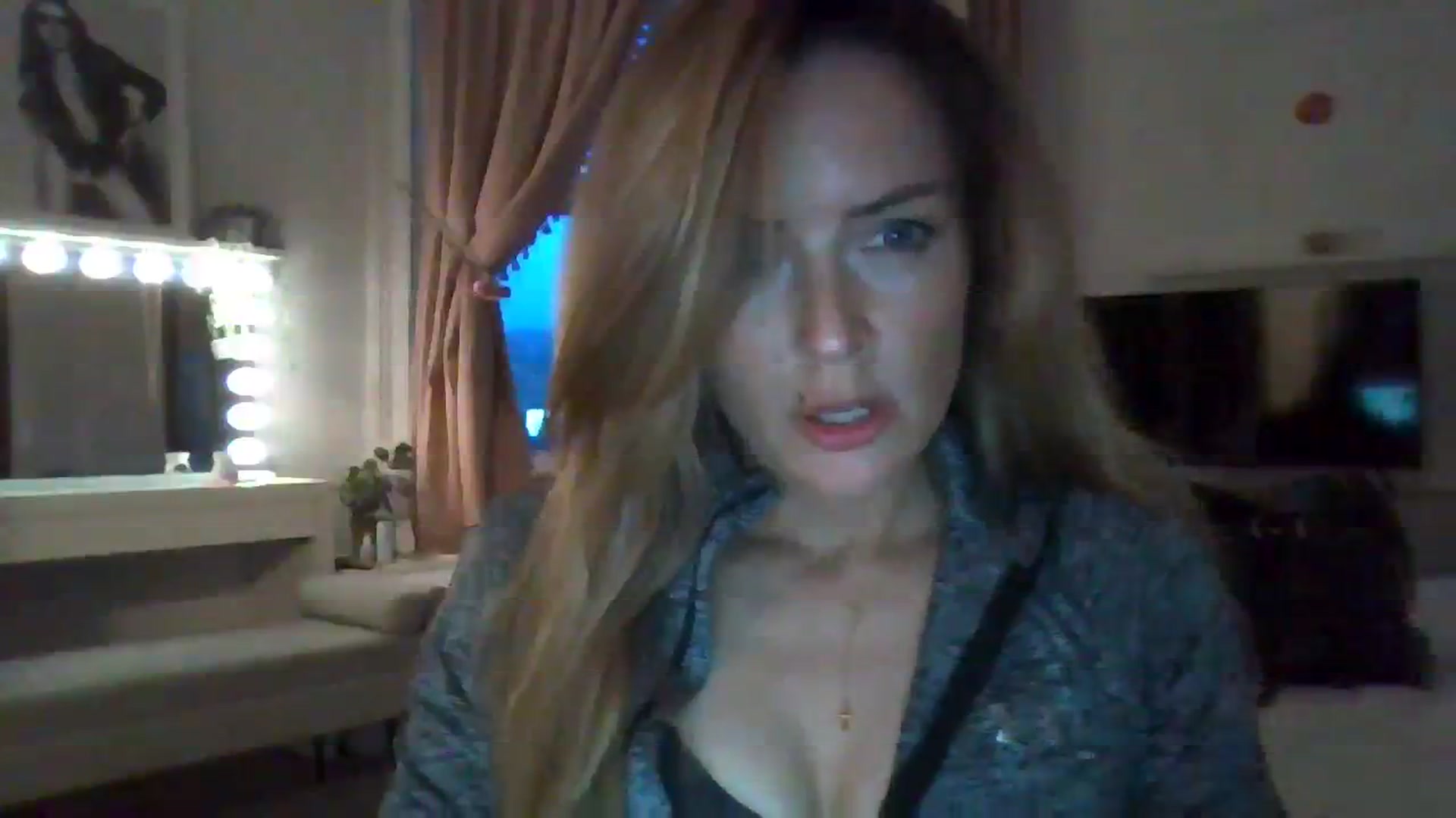 Gallery image thumbnail from Courtney's myfreecams stream on, 01/22/2024, 17:12 image 19 of 20