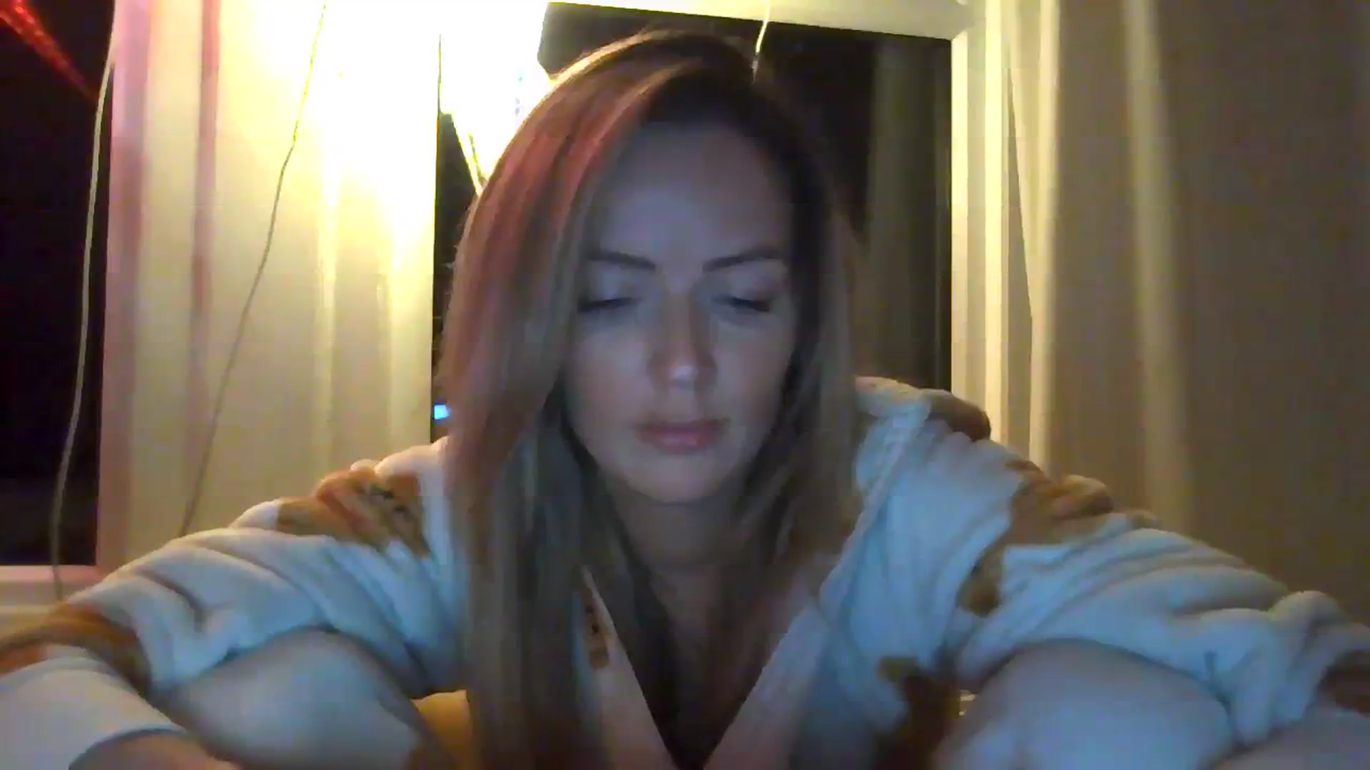Gallery image thumbnail from Courtney's myfreecams stream on, 01/23/2024, 19:56 image 17 of 20