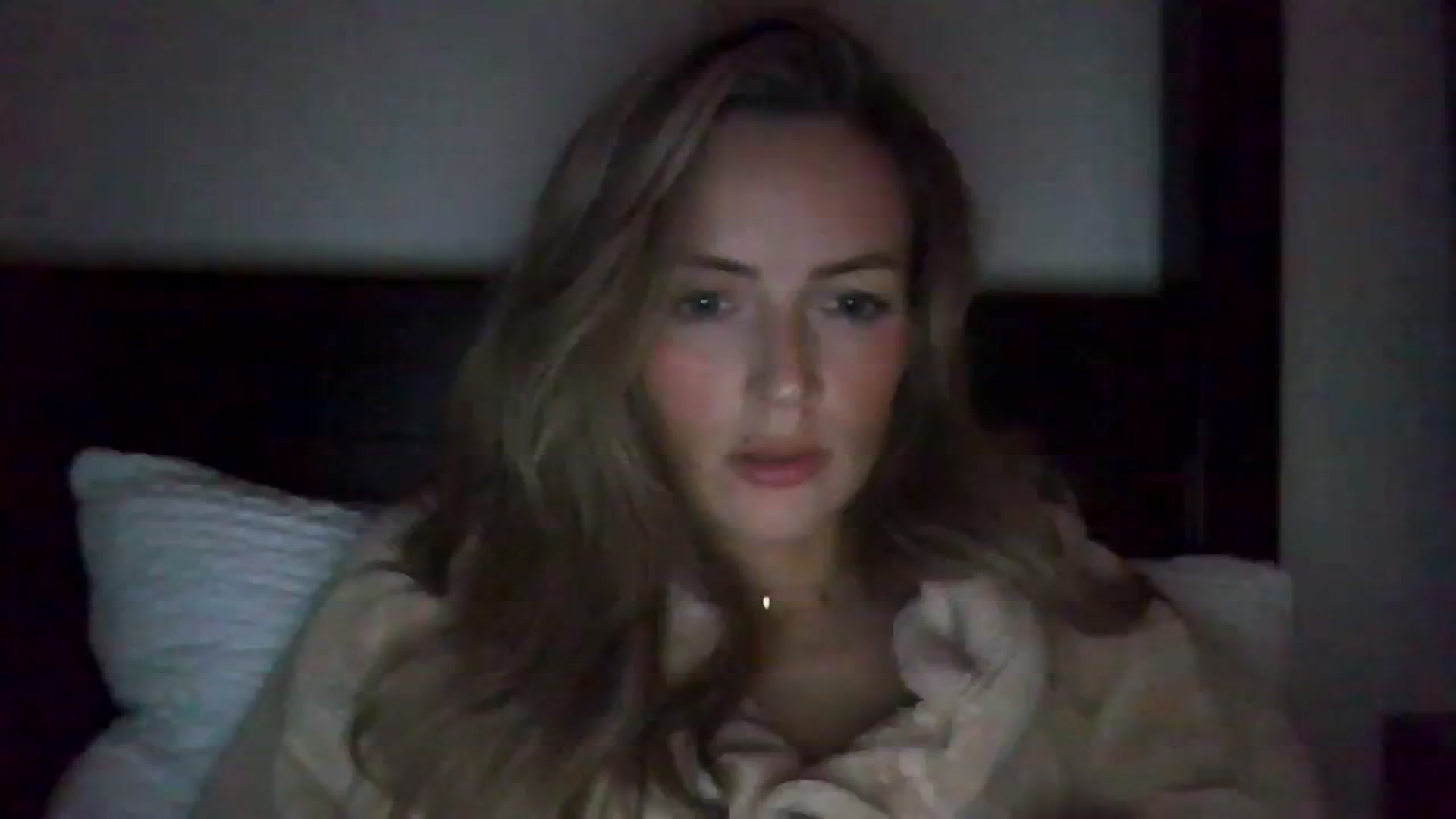 Gallery image thumbnail from Courtney's myfreecams stream on, 02/01/2024, 01:03 image 1 of 20