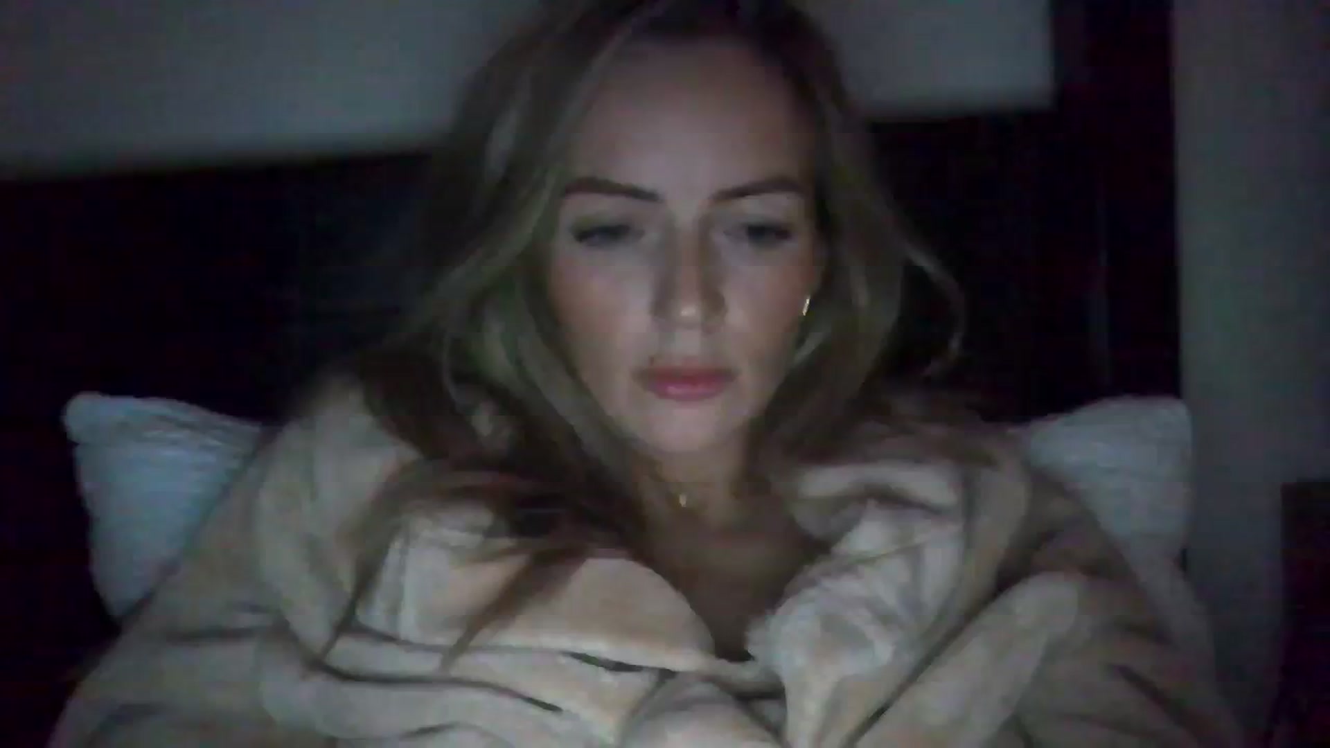 Gallery image thumbnail from Courtney's myfreecams stream on, 02/01/2024, 01:03 image 8 of 20