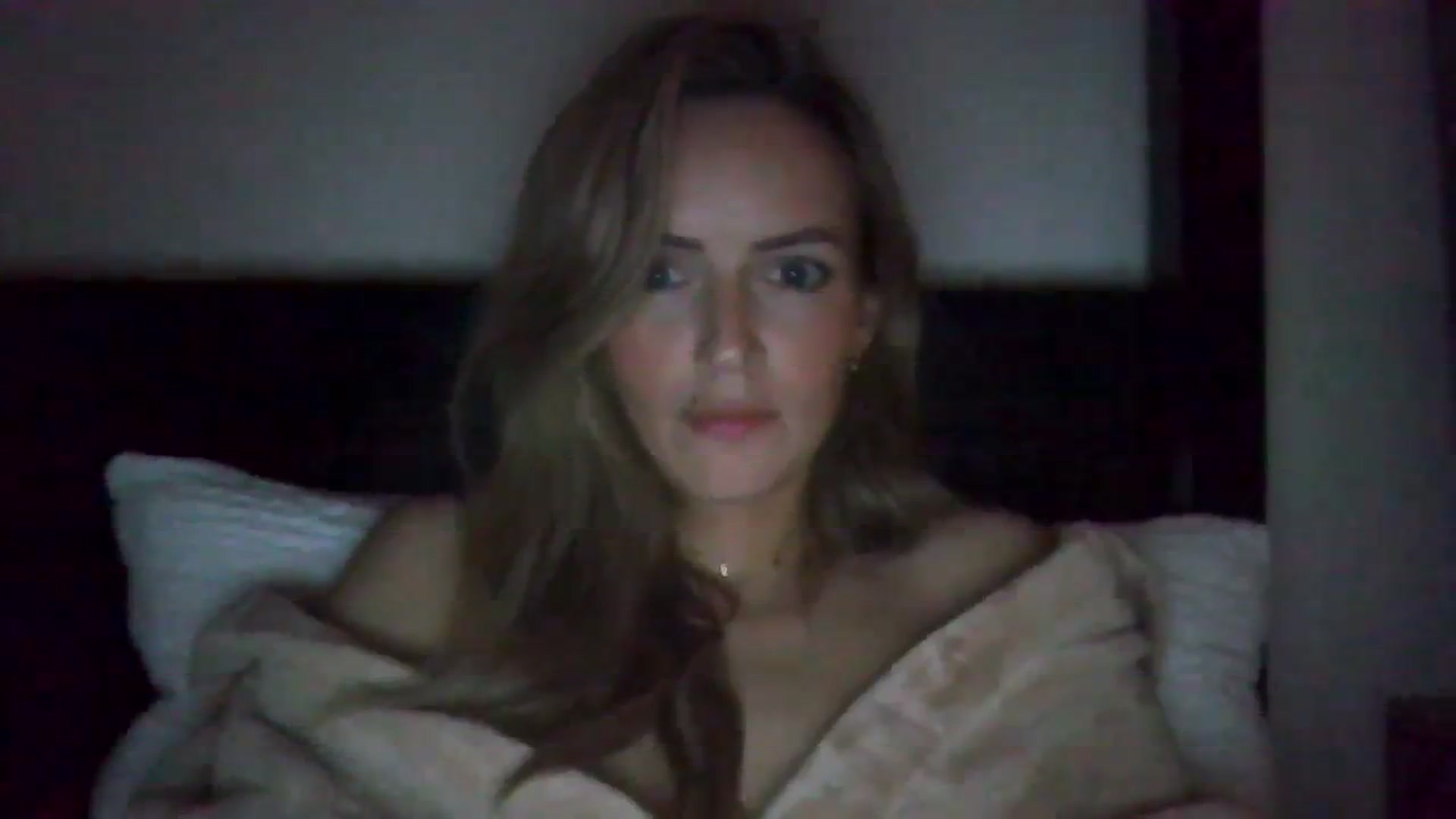 Gallery image thumbnail from Courtney's myfreecams stream on, 02/01/2024, 01:03 image 5 of 20